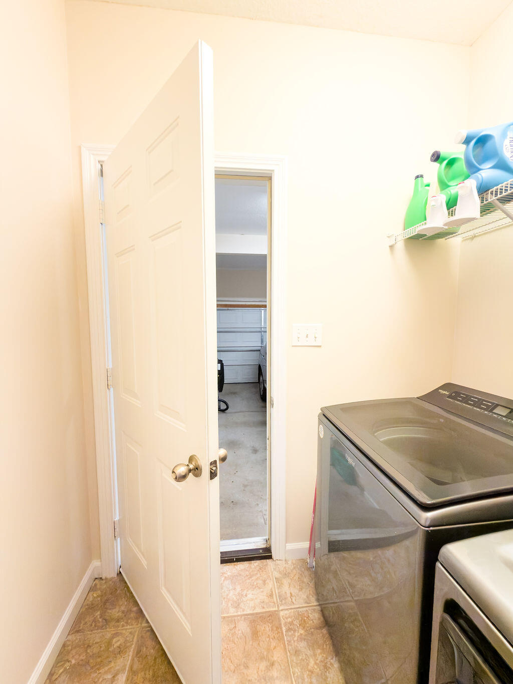 104 Nesting Court Property Photo 46