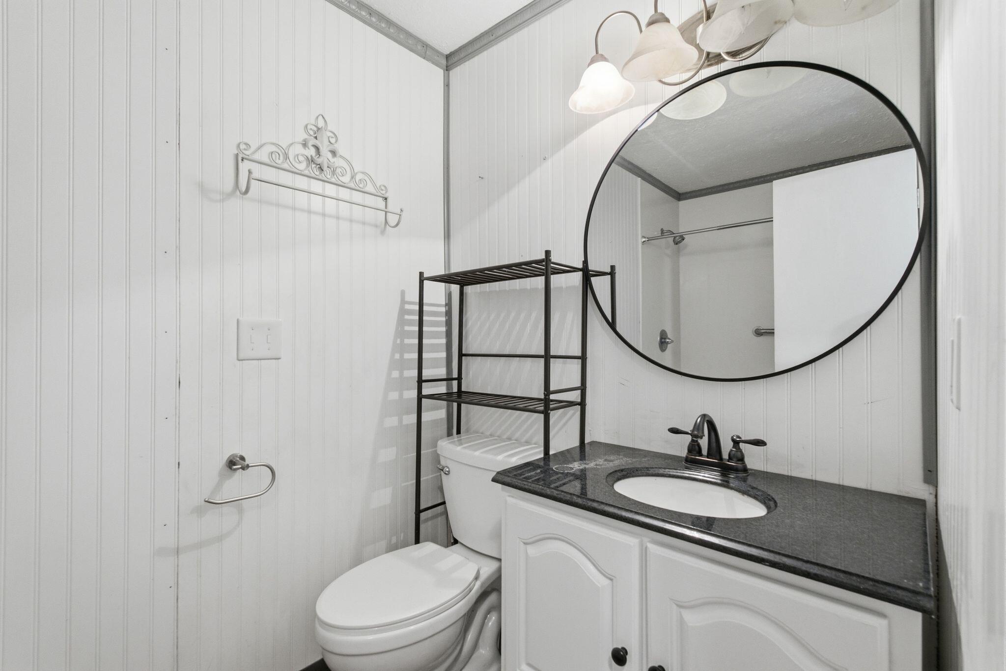 9906 Chapel Hill Road Property Photo 17