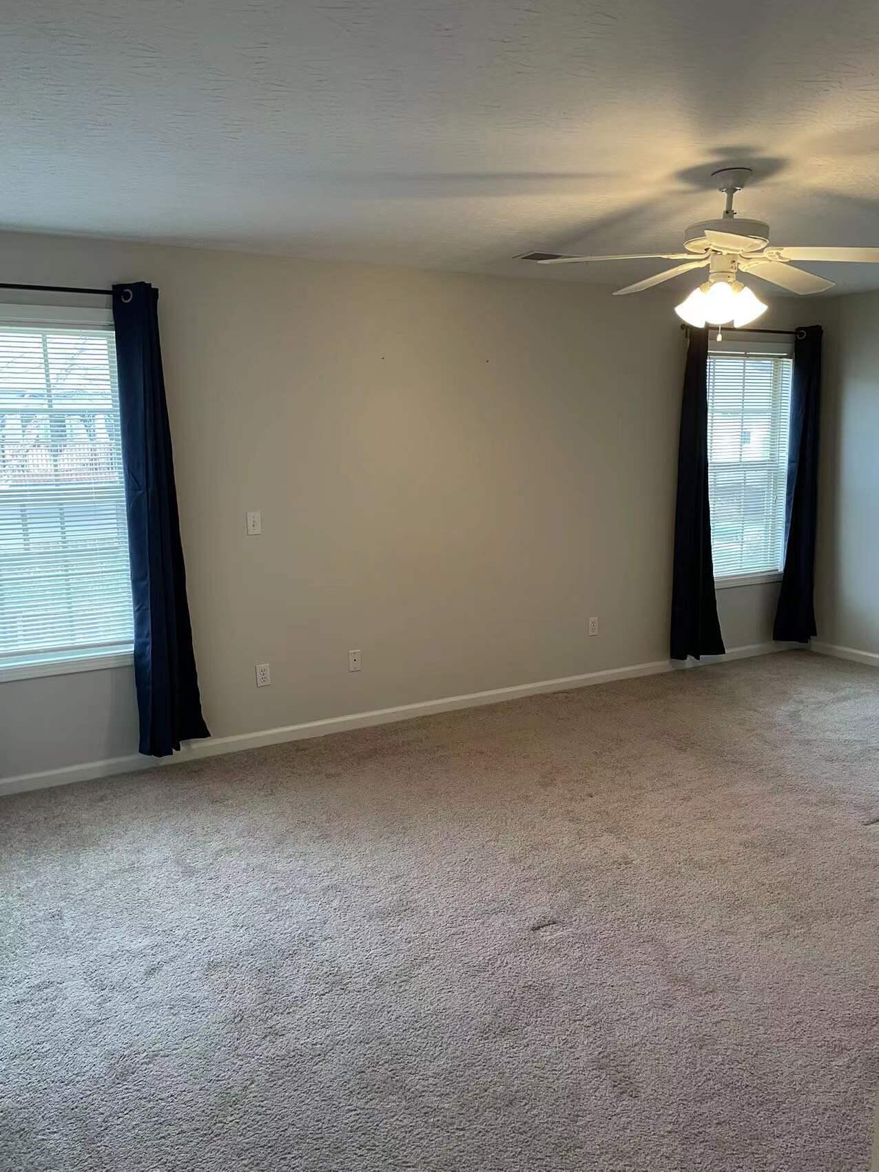 740 Rosslyns Dale Property Photo 16