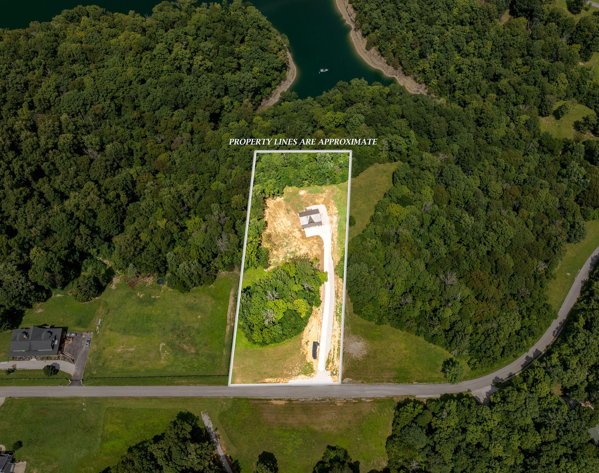 1003 Hickory Point Drive Property Photo 2