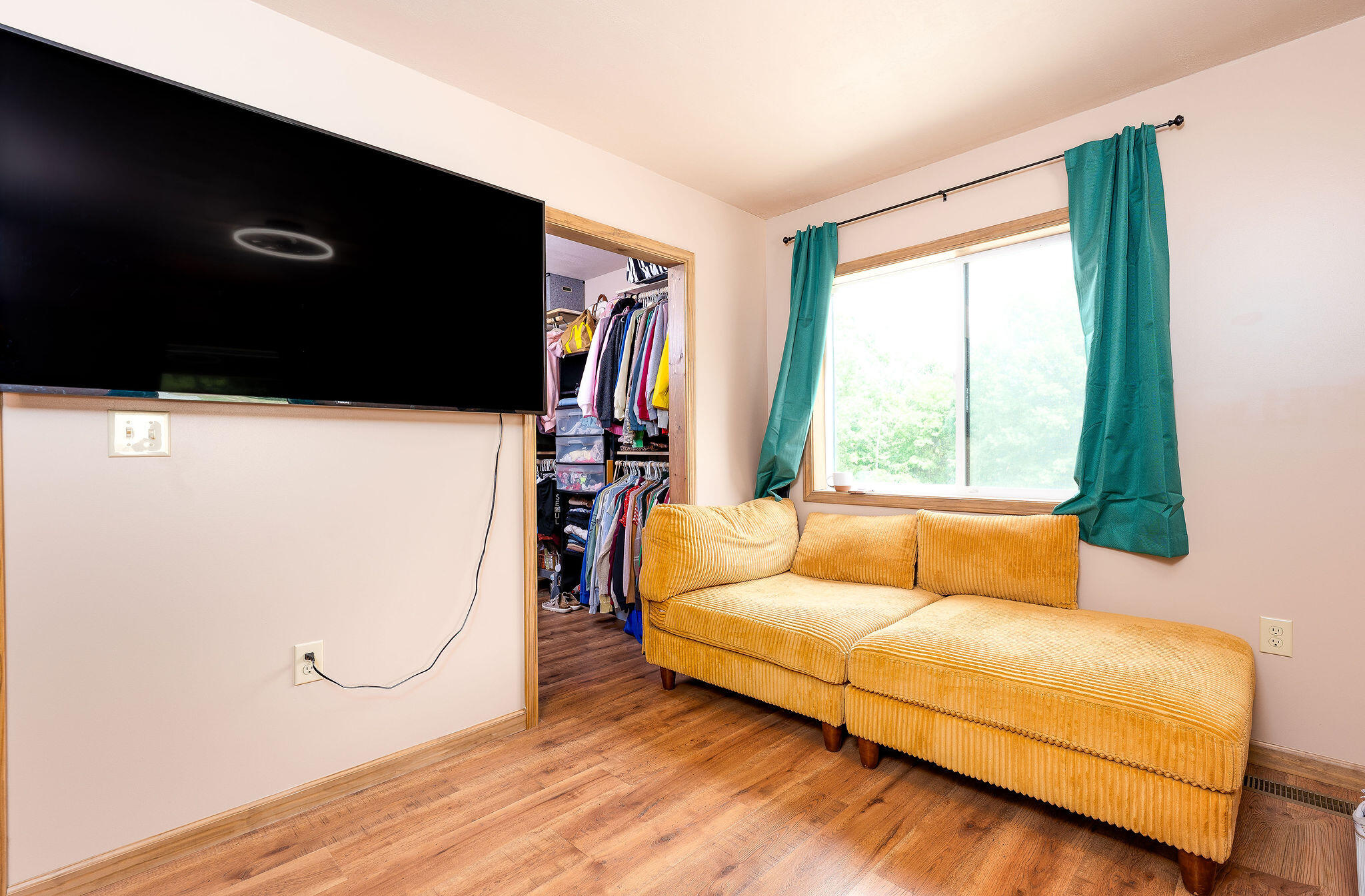 1003 Hickory Point Drive Property Photo 14