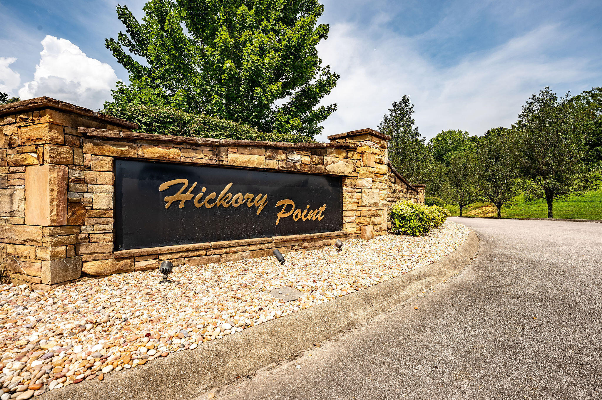 1003 Hickory Point Drive Property Photo 27