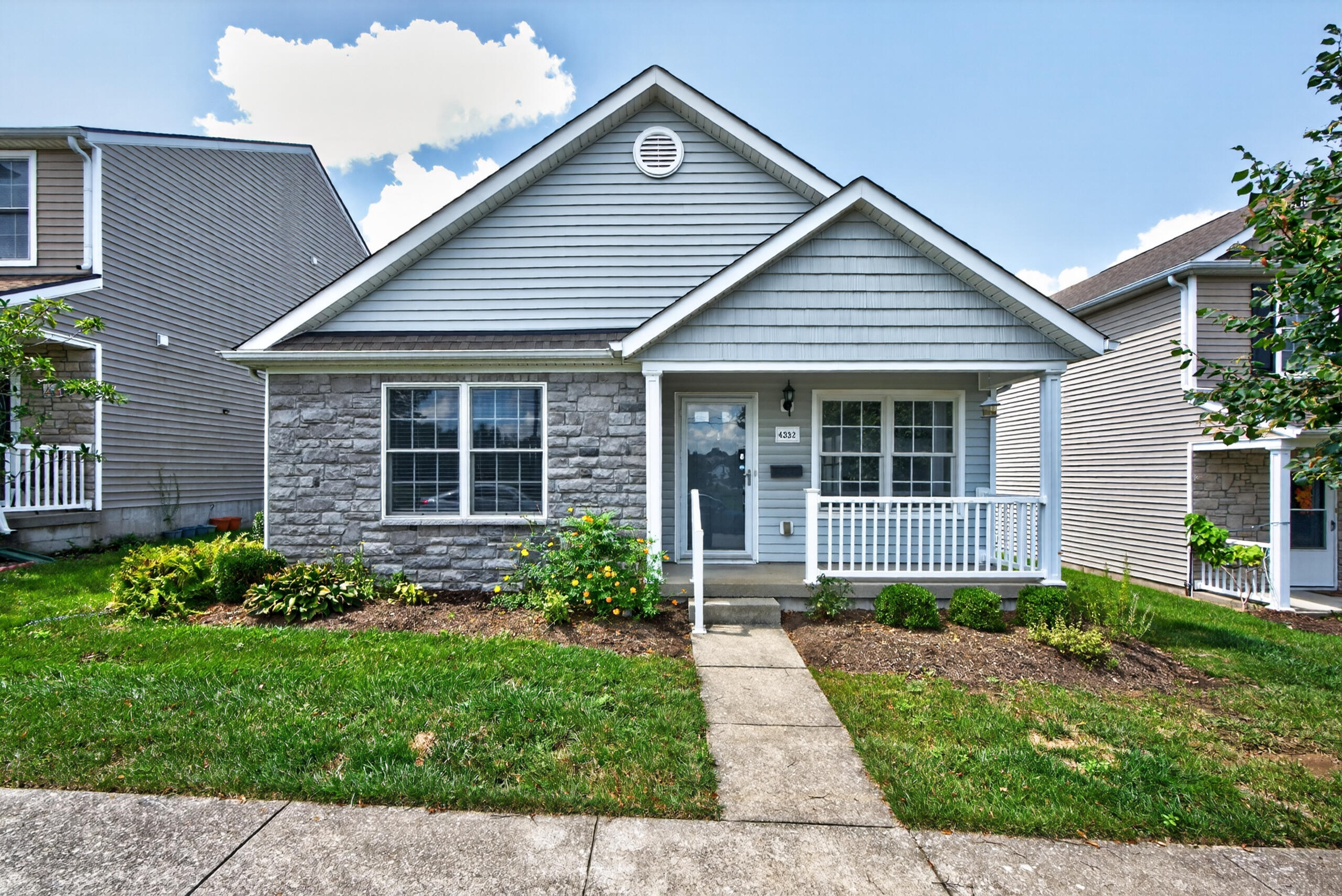 4332 Jasmine Rose Way Property Photo 1