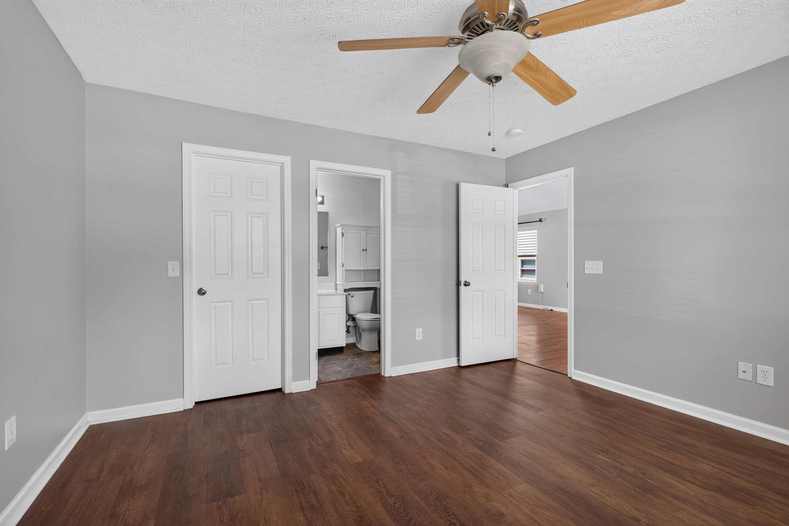 4332 Jasmine Rose Way Property Photo 11