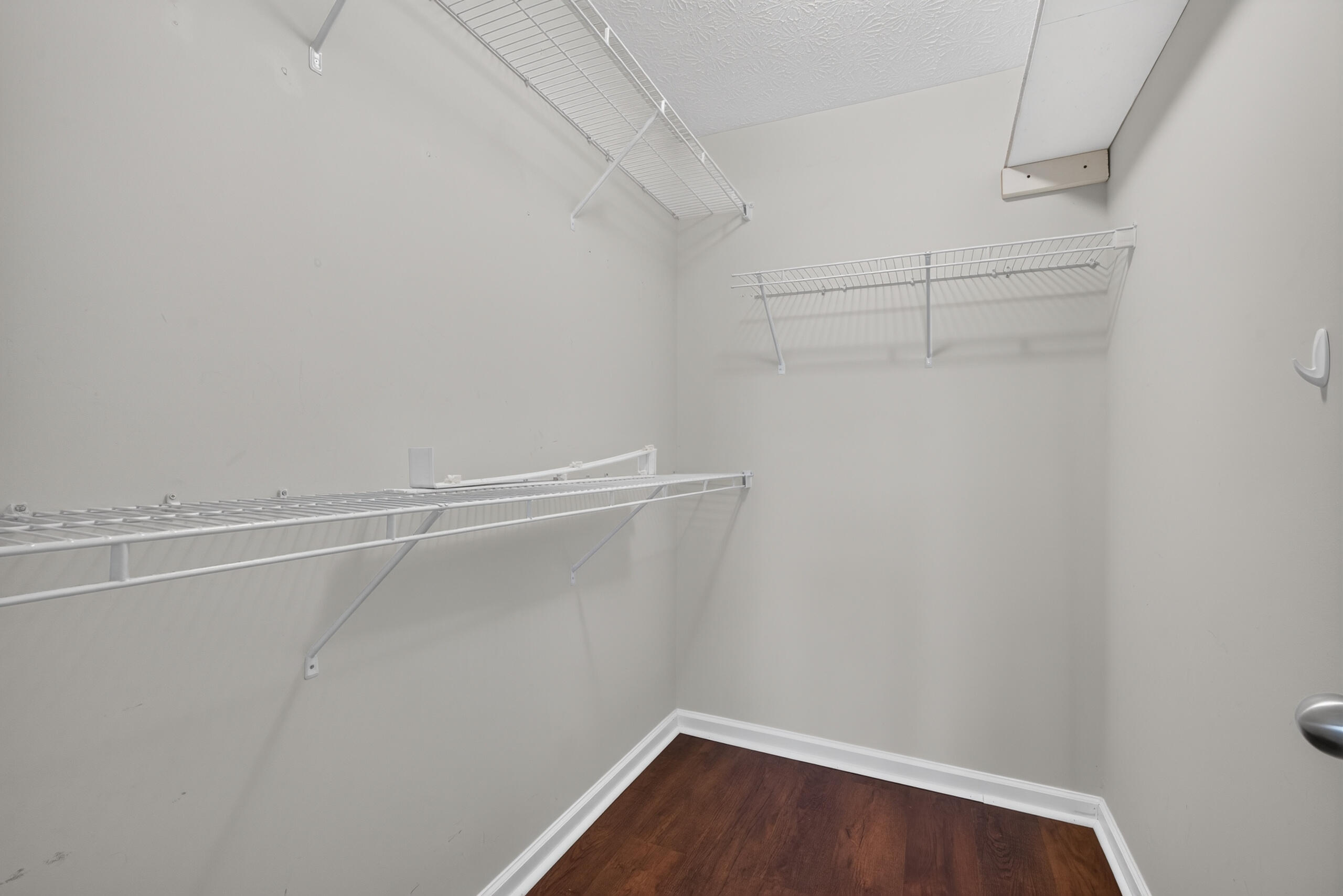 4332 Jasmine Rose Way Property Photo 12