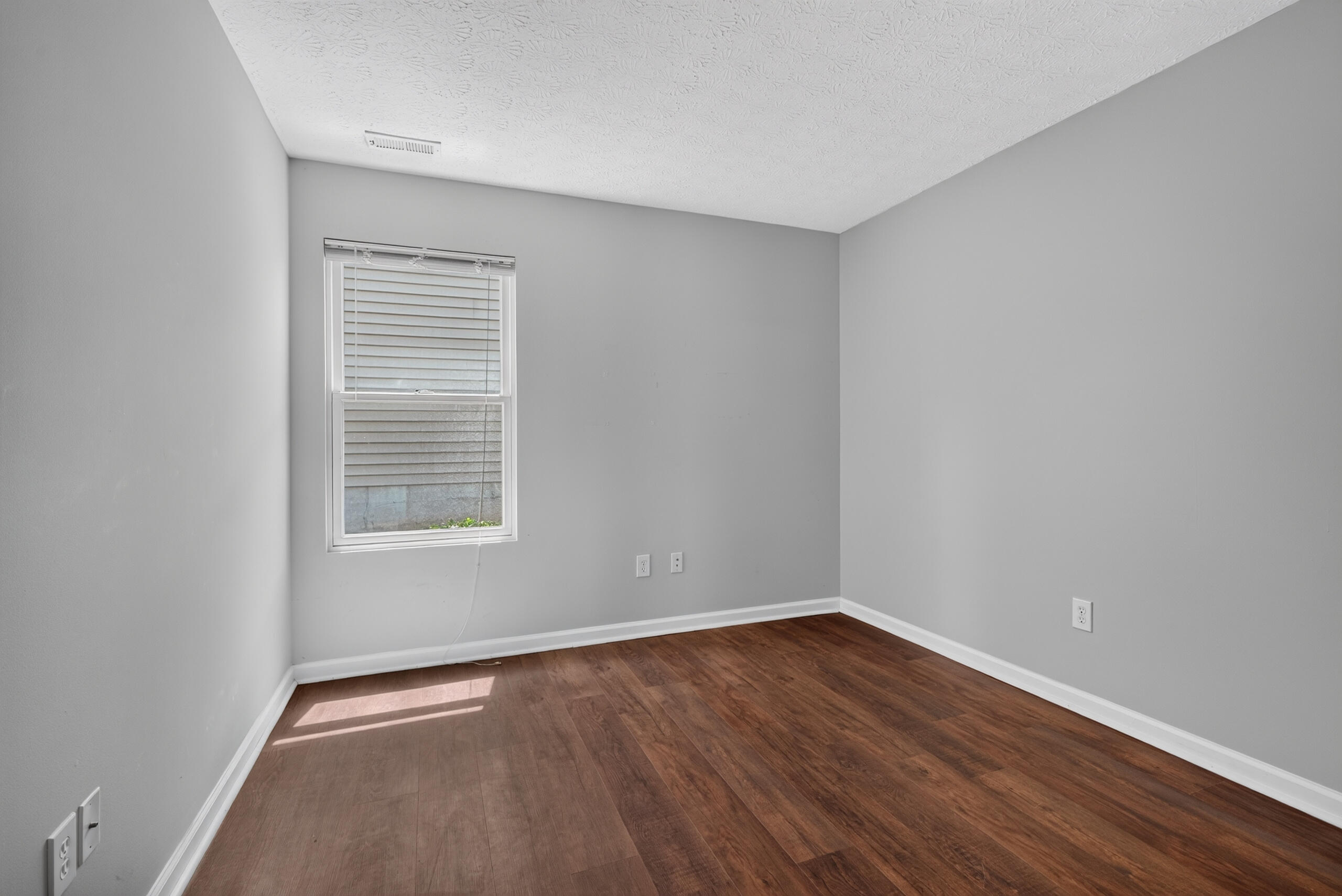 4332 Jasmine Rose Way Property Photo 13