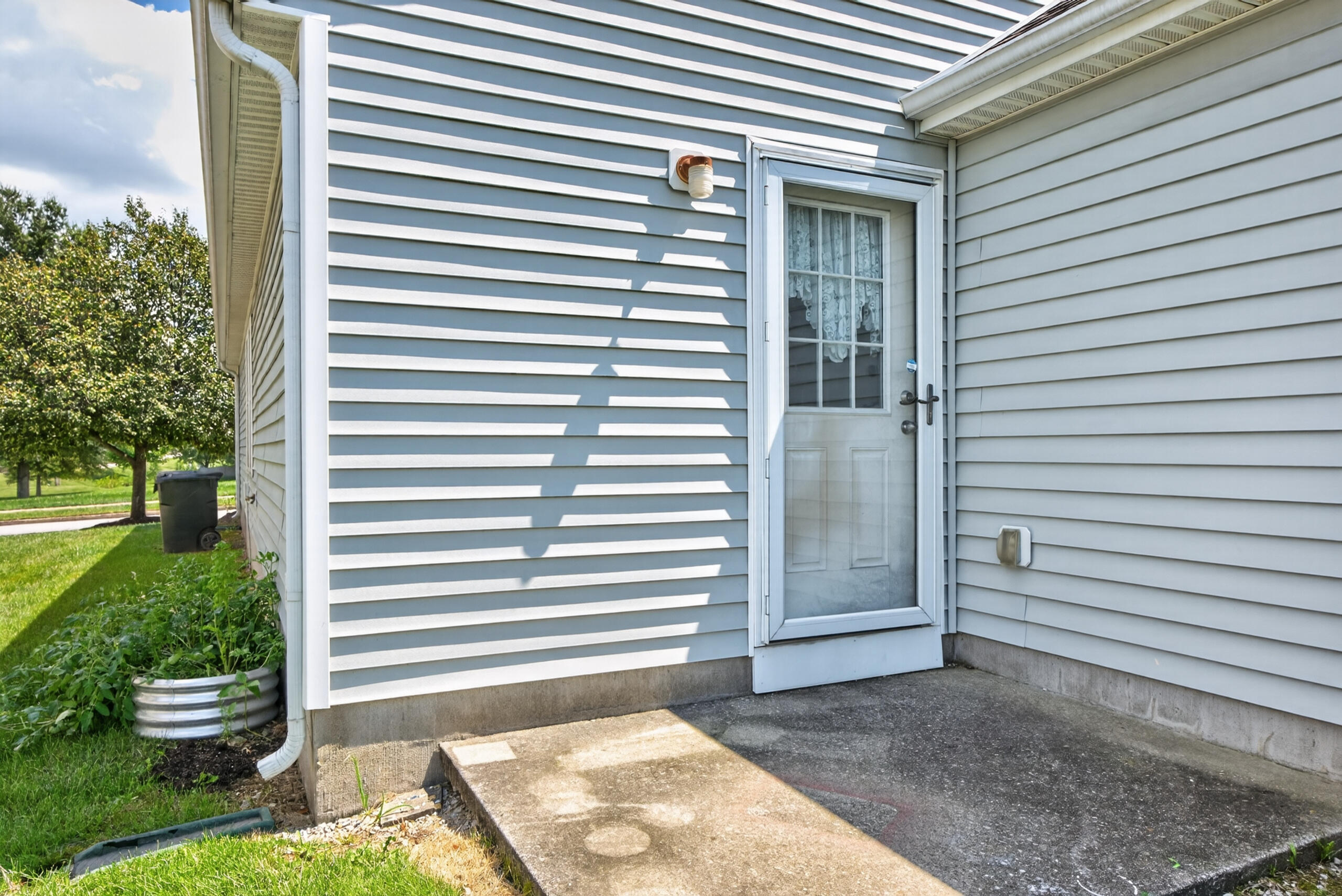 4332 Jasmine Rose Way Property Photo 17