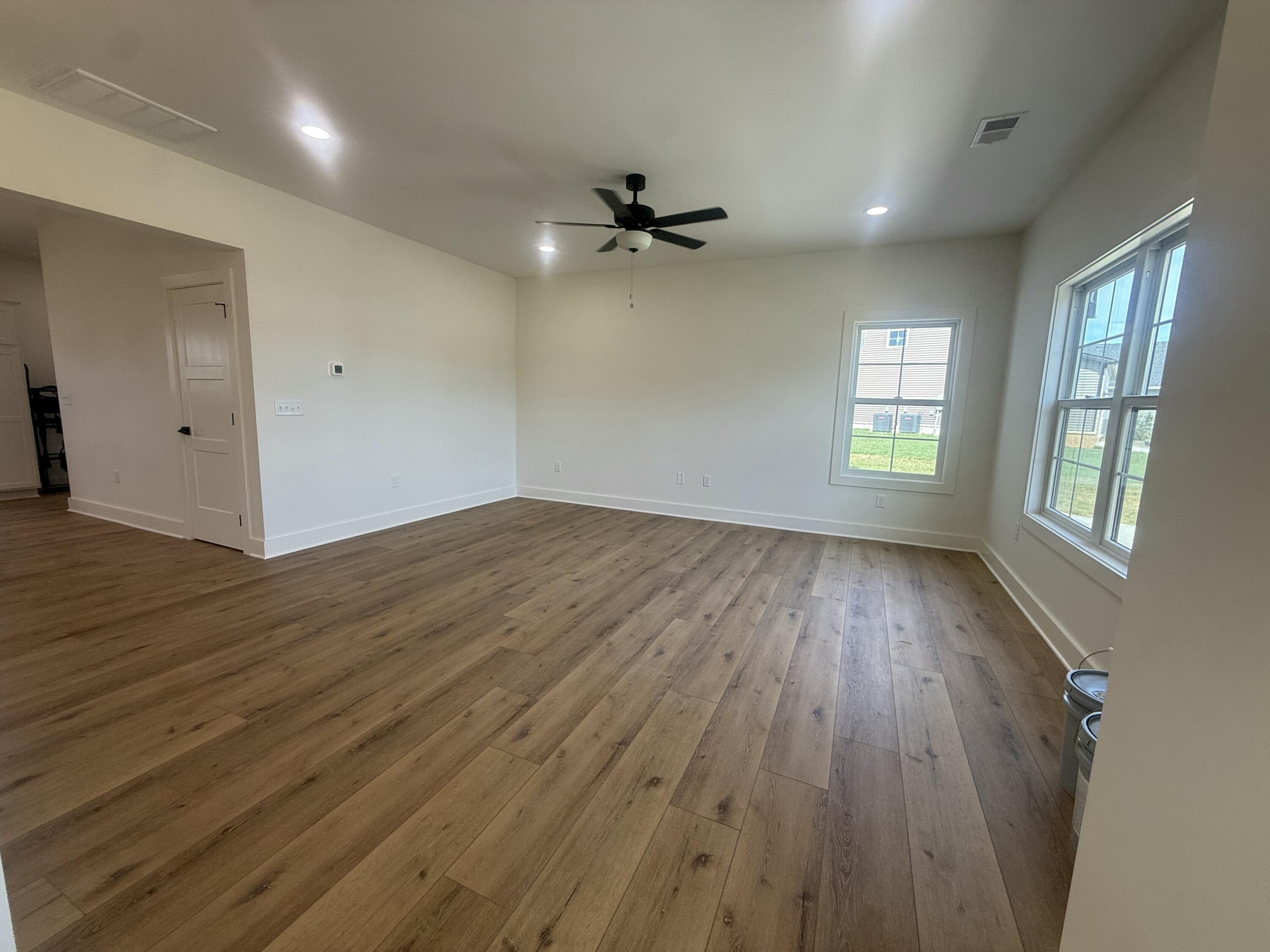 140 Patchen Drive Property Photo 3