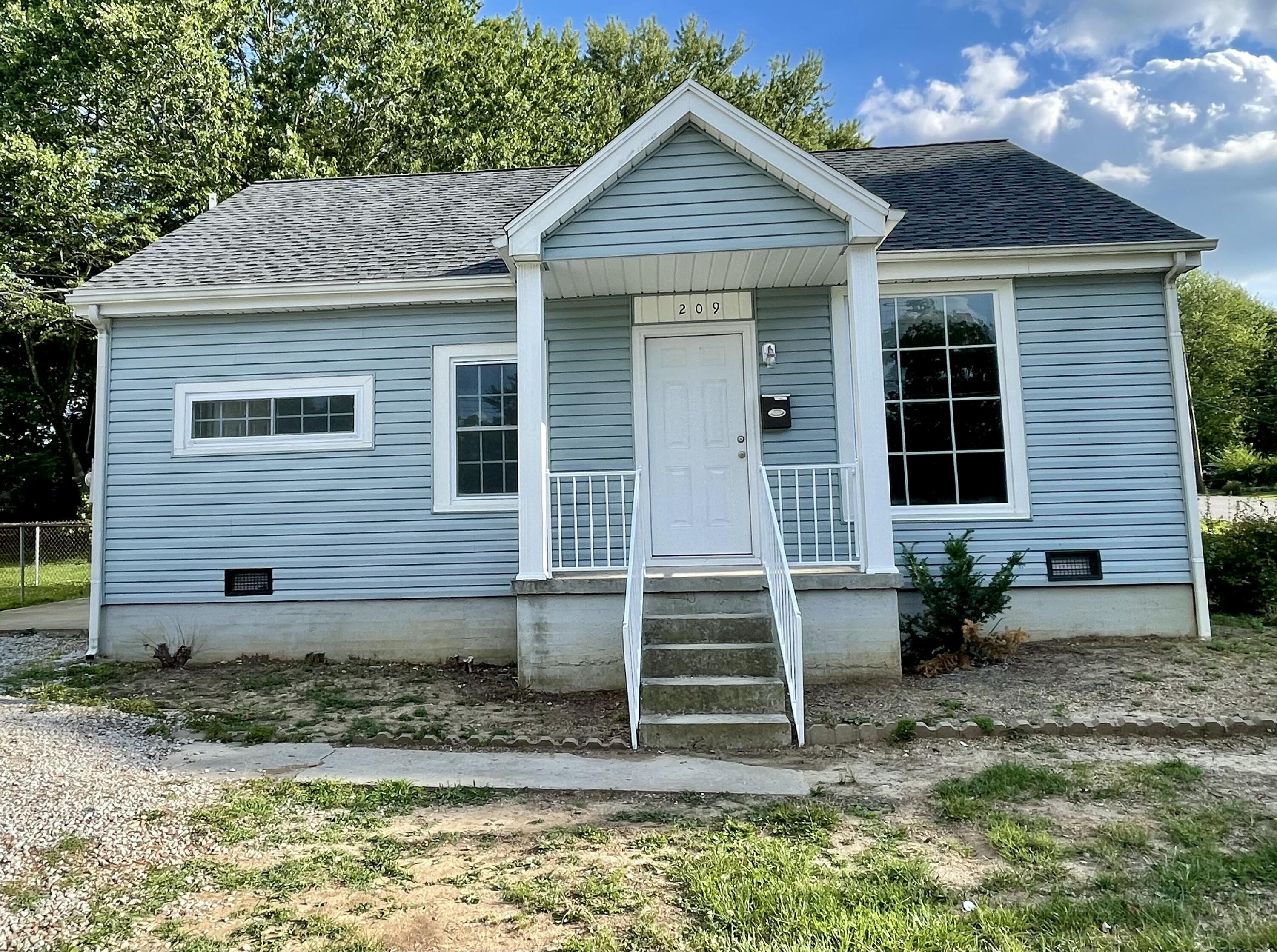209 Dixie Drive Property Photo 1