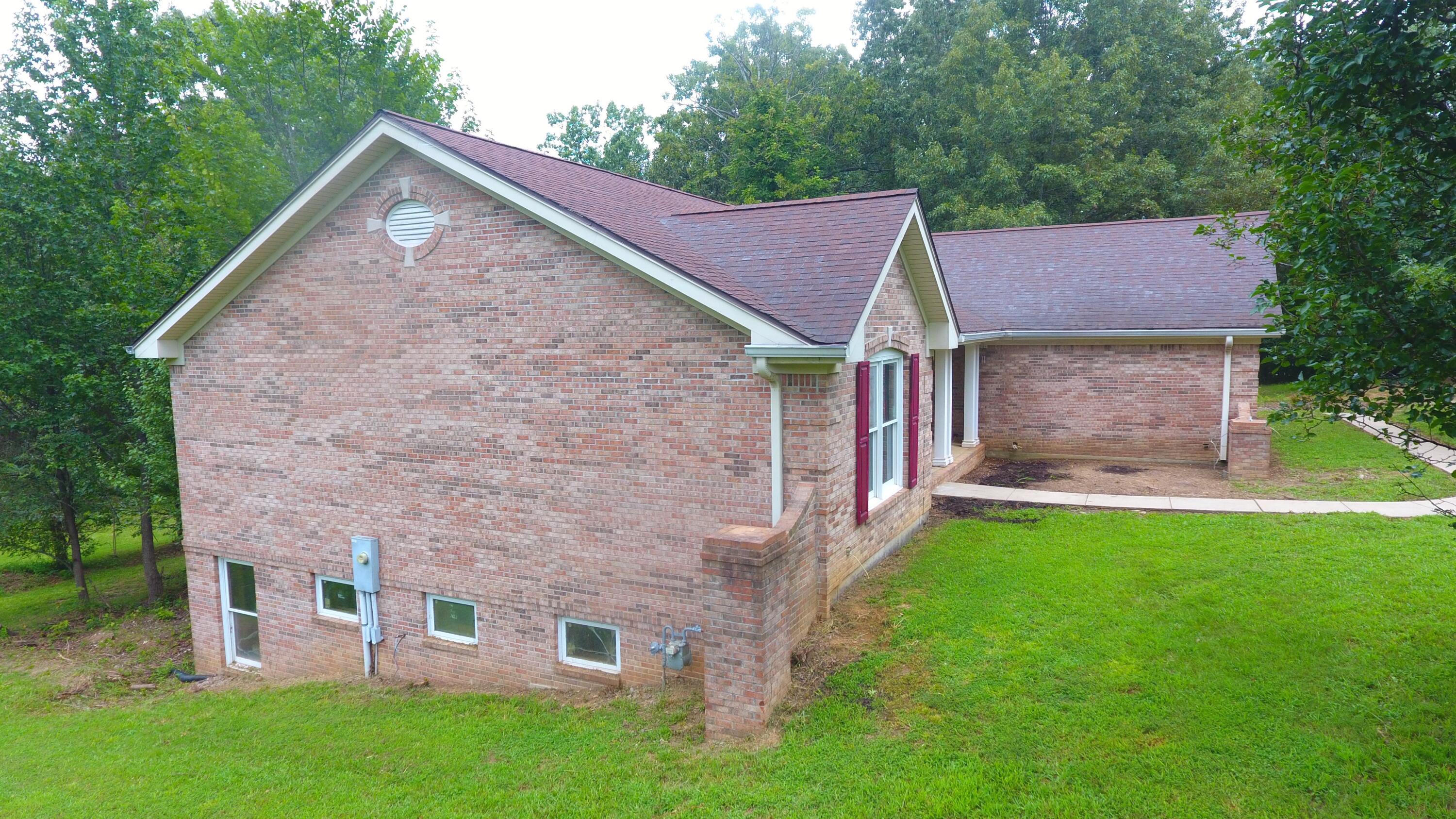 197 Delaware Road Property Photo 2