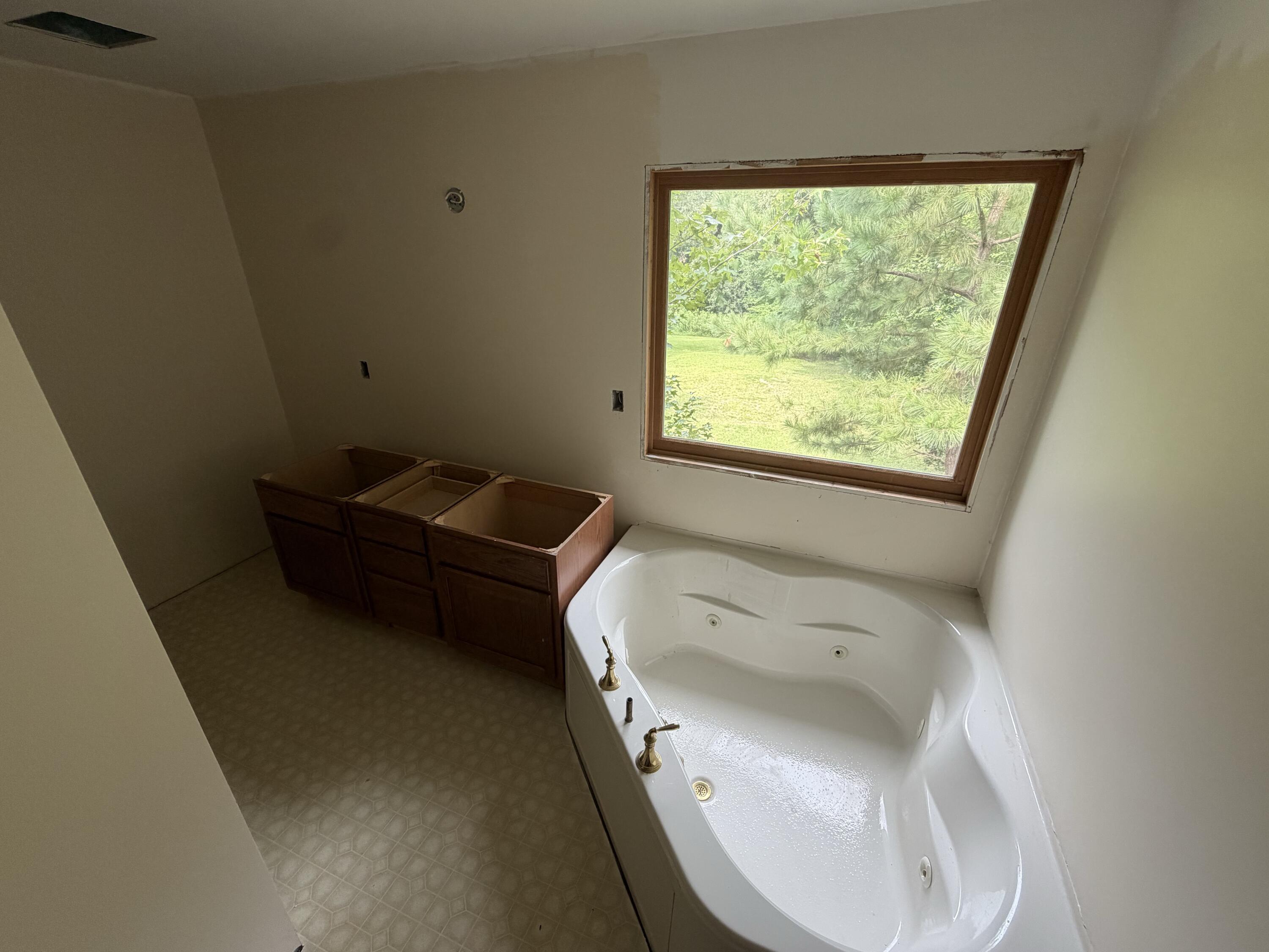 197 Delaware Road Property Photo 16