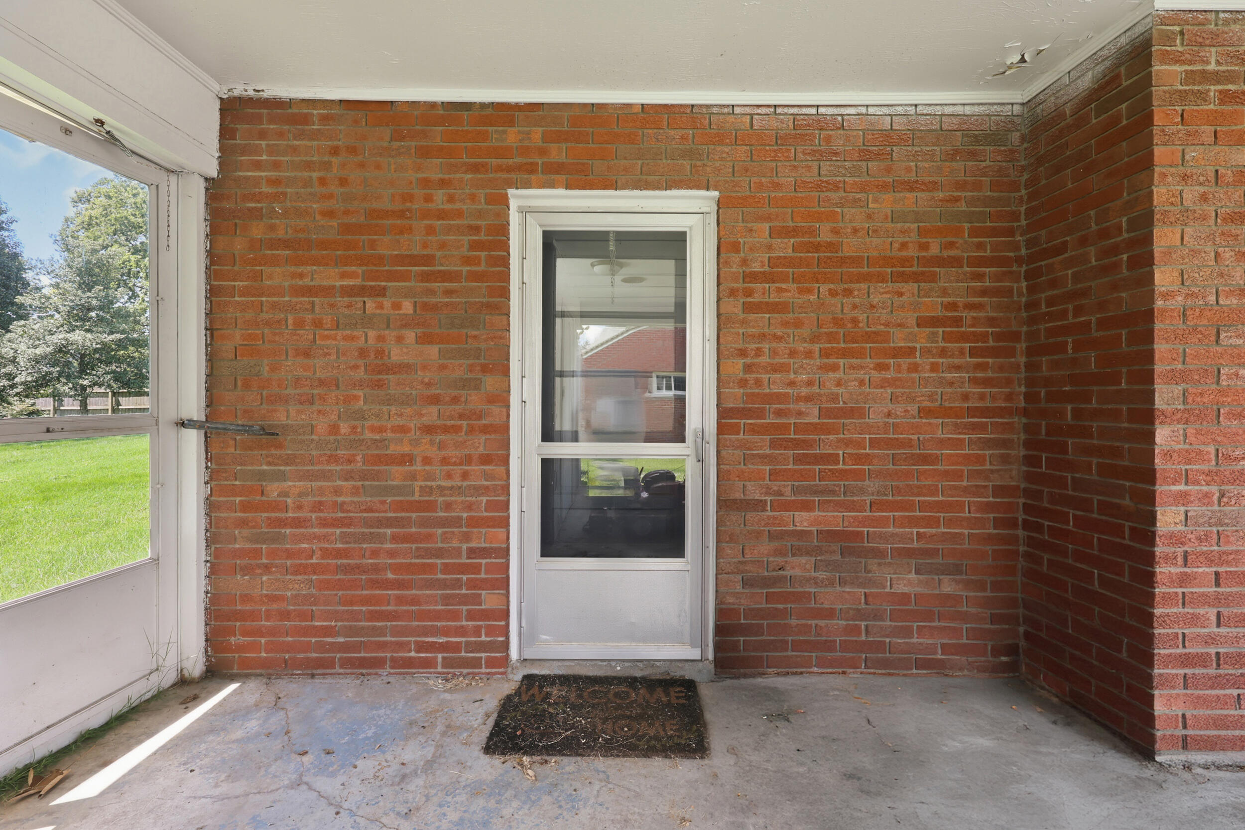 400 Hiawatha Trail Property Photo 43