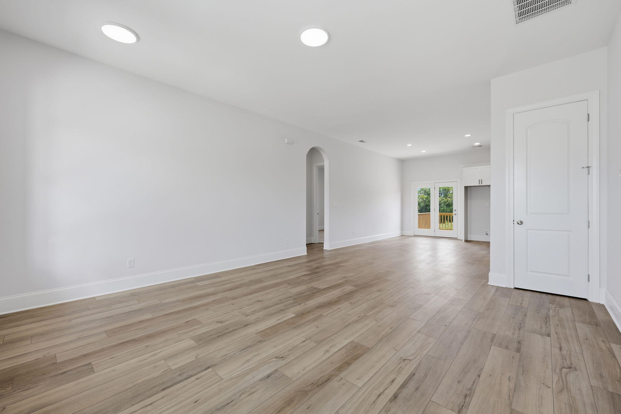 304 Skaggs Boulevard Property Photo 12