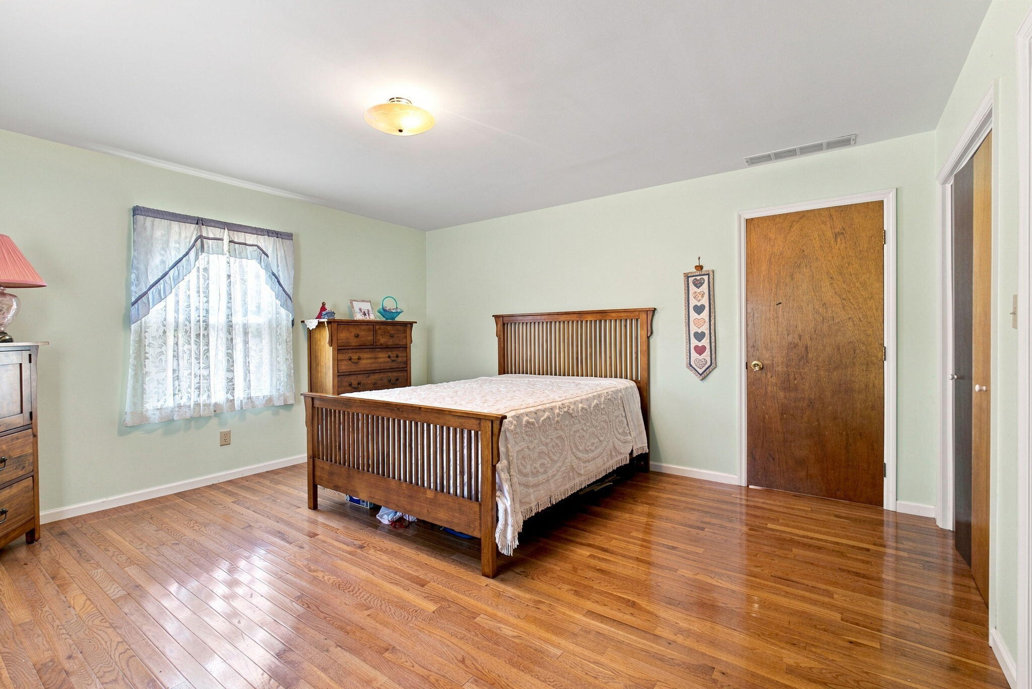 1111 Comanche Trail Property Photo 28