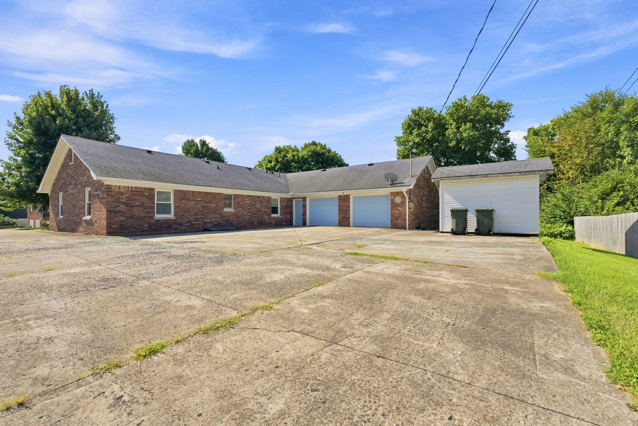 1111 Comanche Trail Property Photo 33