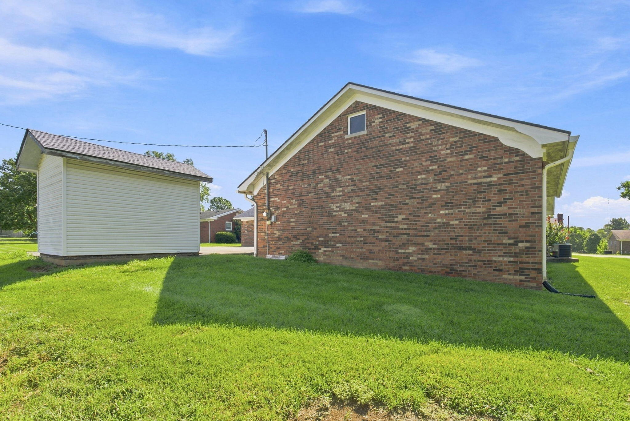 1111 Comanche Trail Property Photo 38