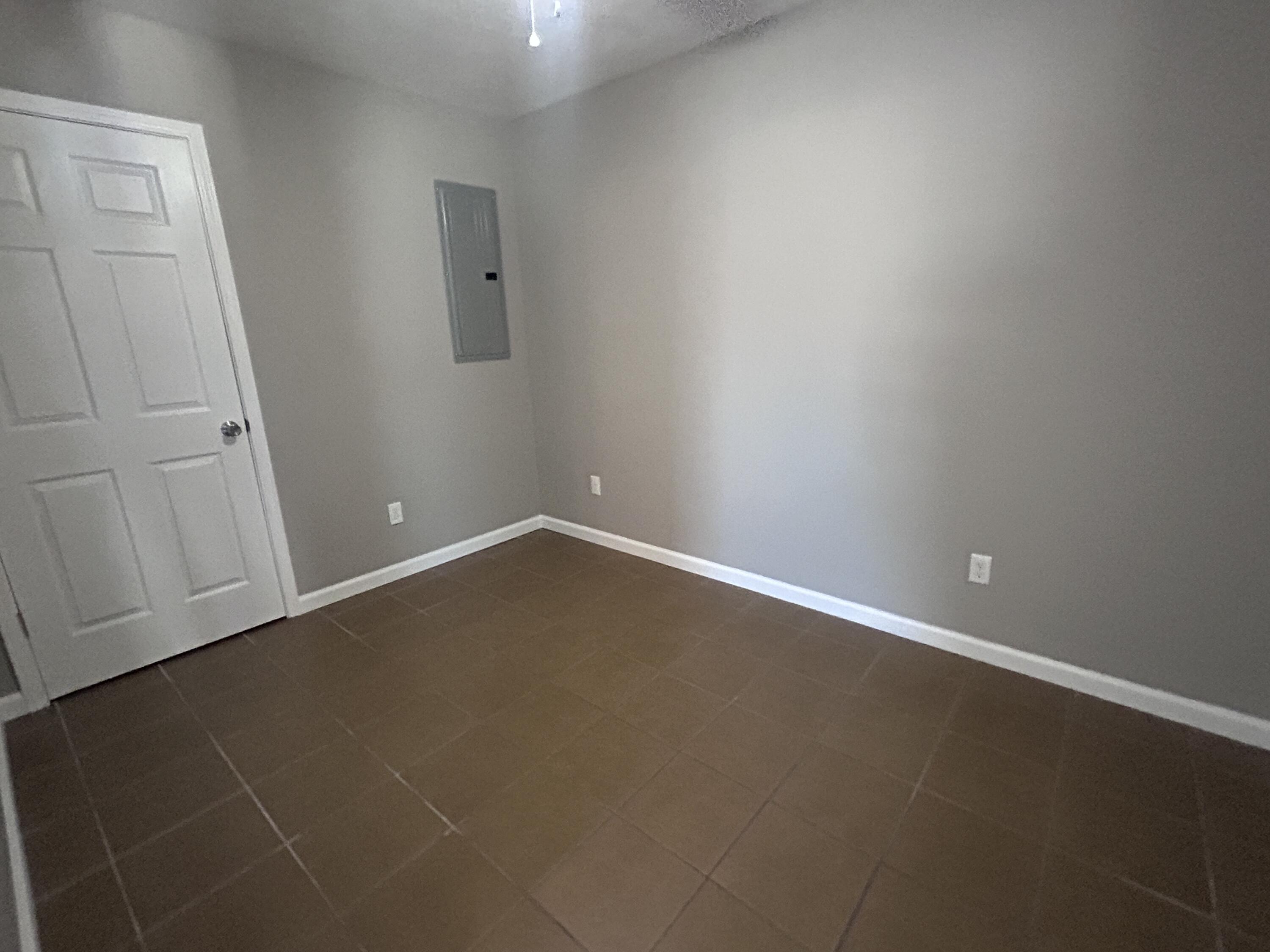 108 Scott Drive 2 Property Photo 6