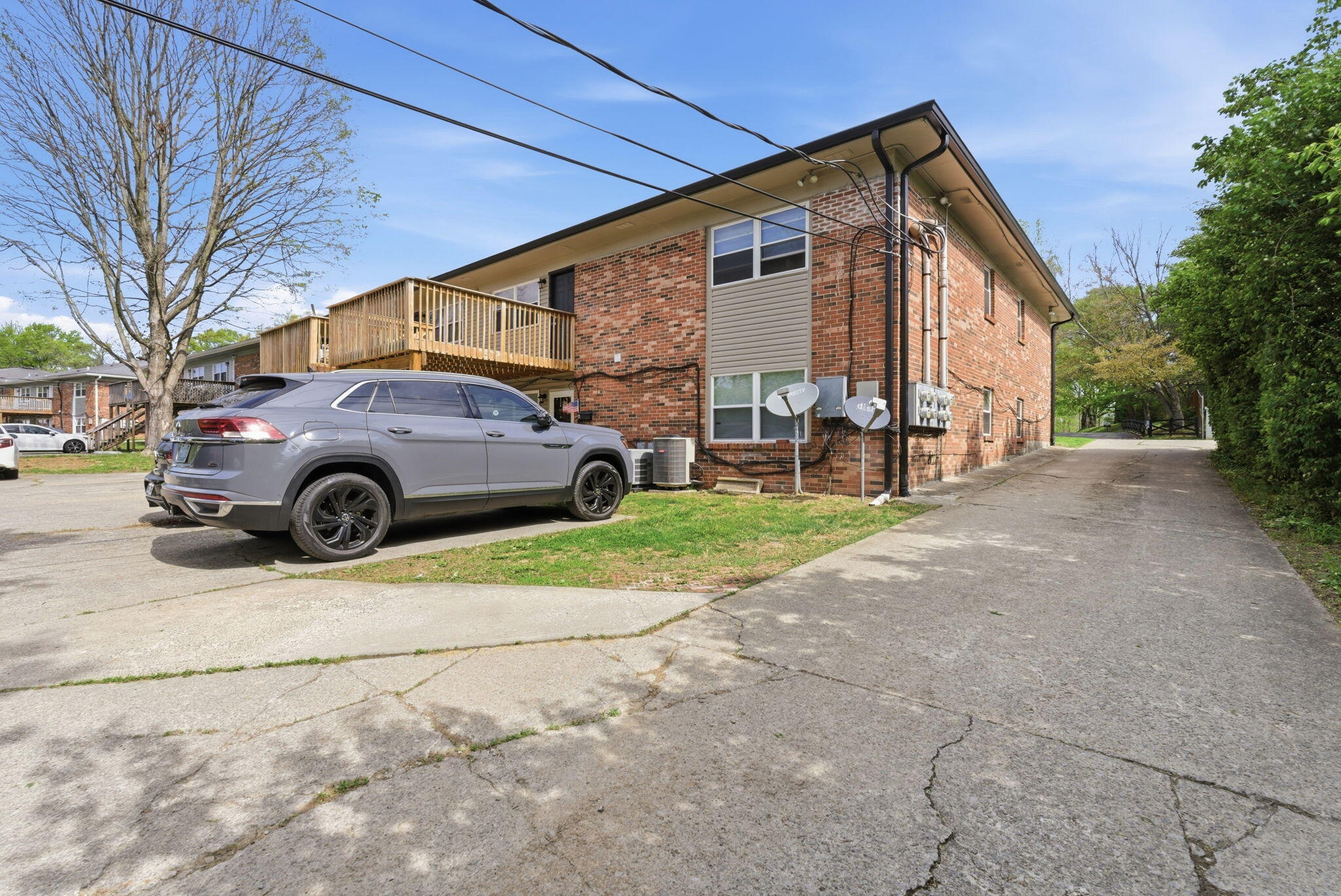 388 Redding Road Property Photo 5