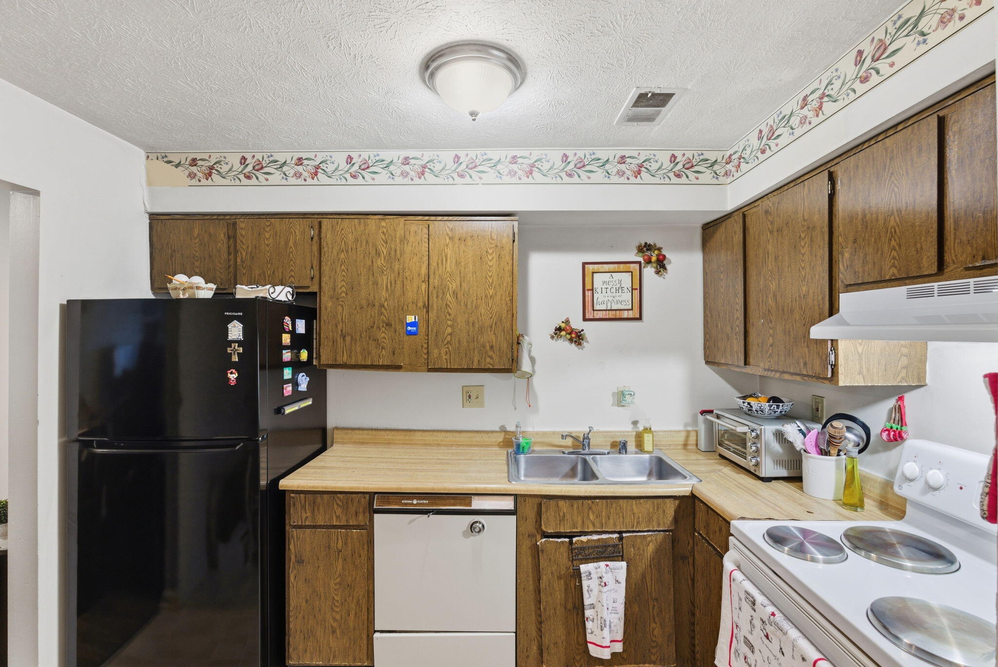 388 Redding Road Property Photo 41
