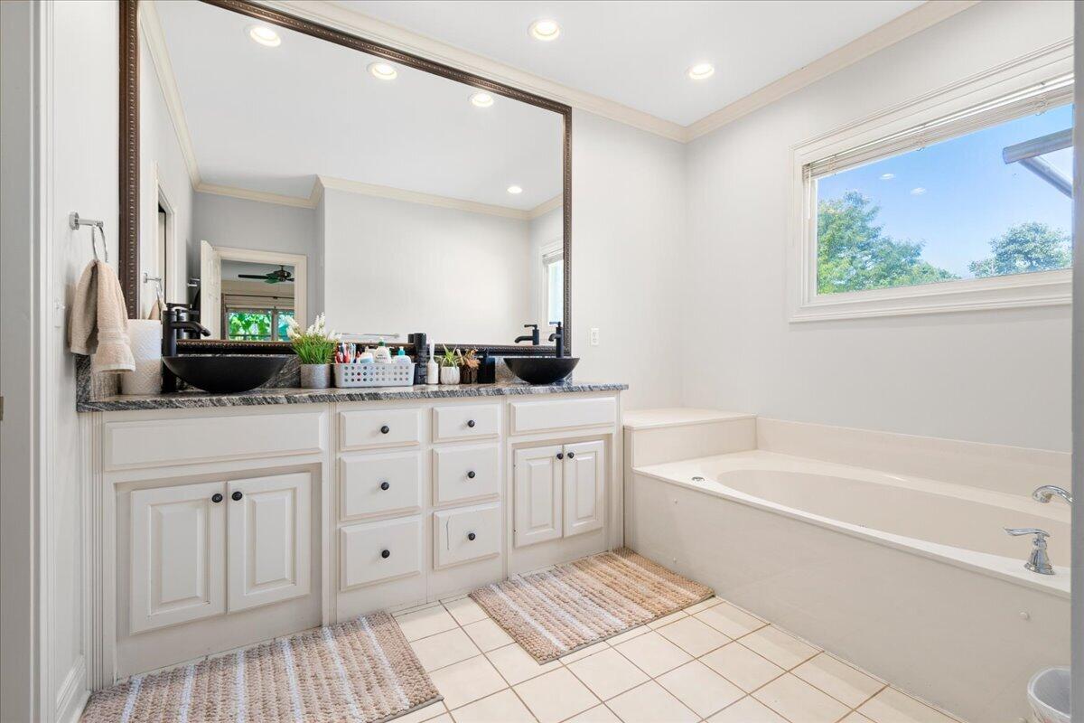 3216 Darlington Circle Property Photo 22