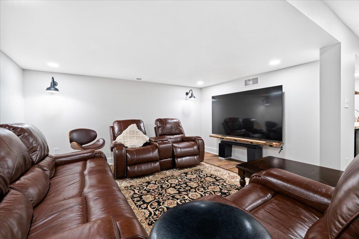 3216 Darlington Circle Property Photo 34