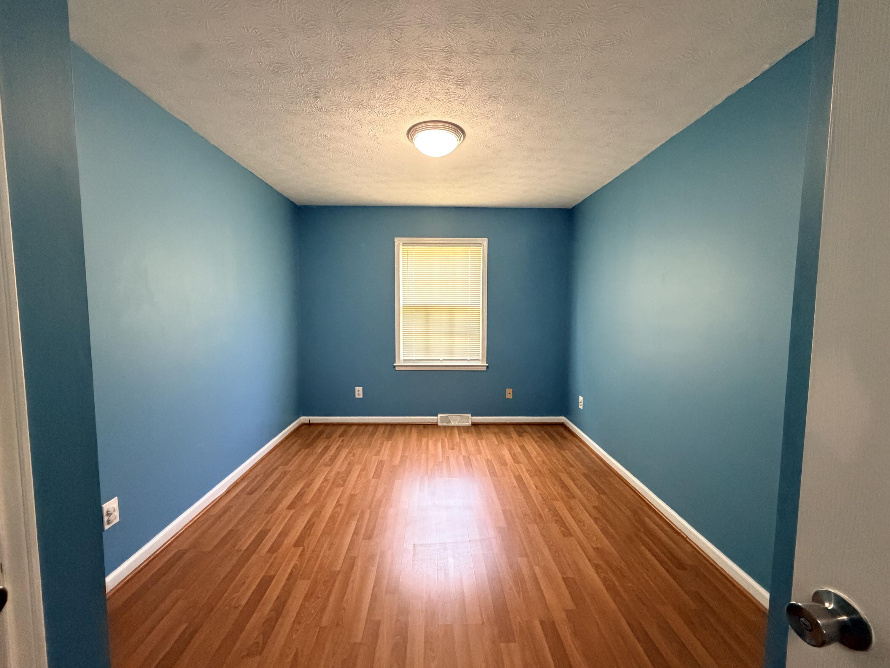 258 S Eagle Creek Drive Property Photo 16