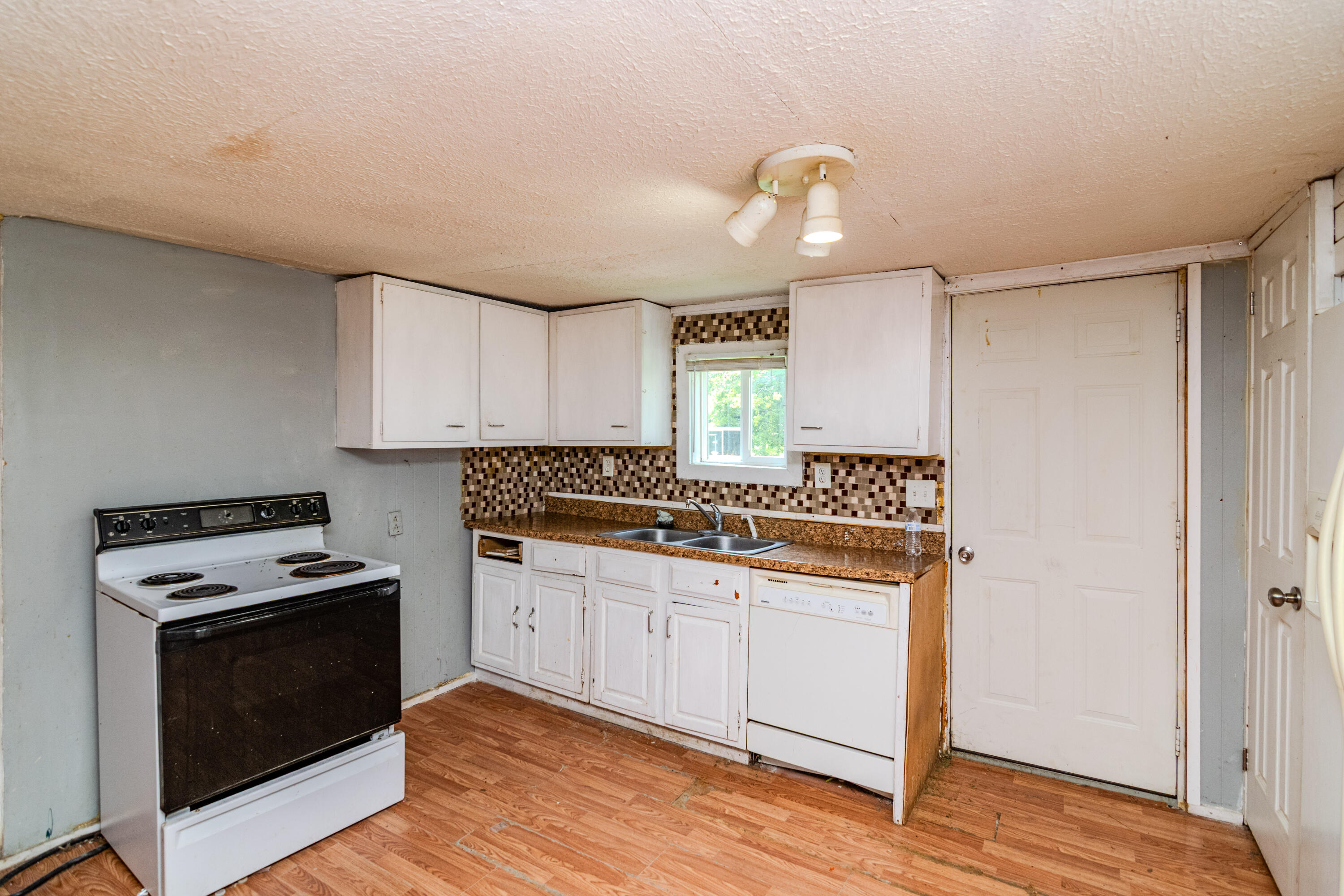 16 Denny Avenue Property Photo 16