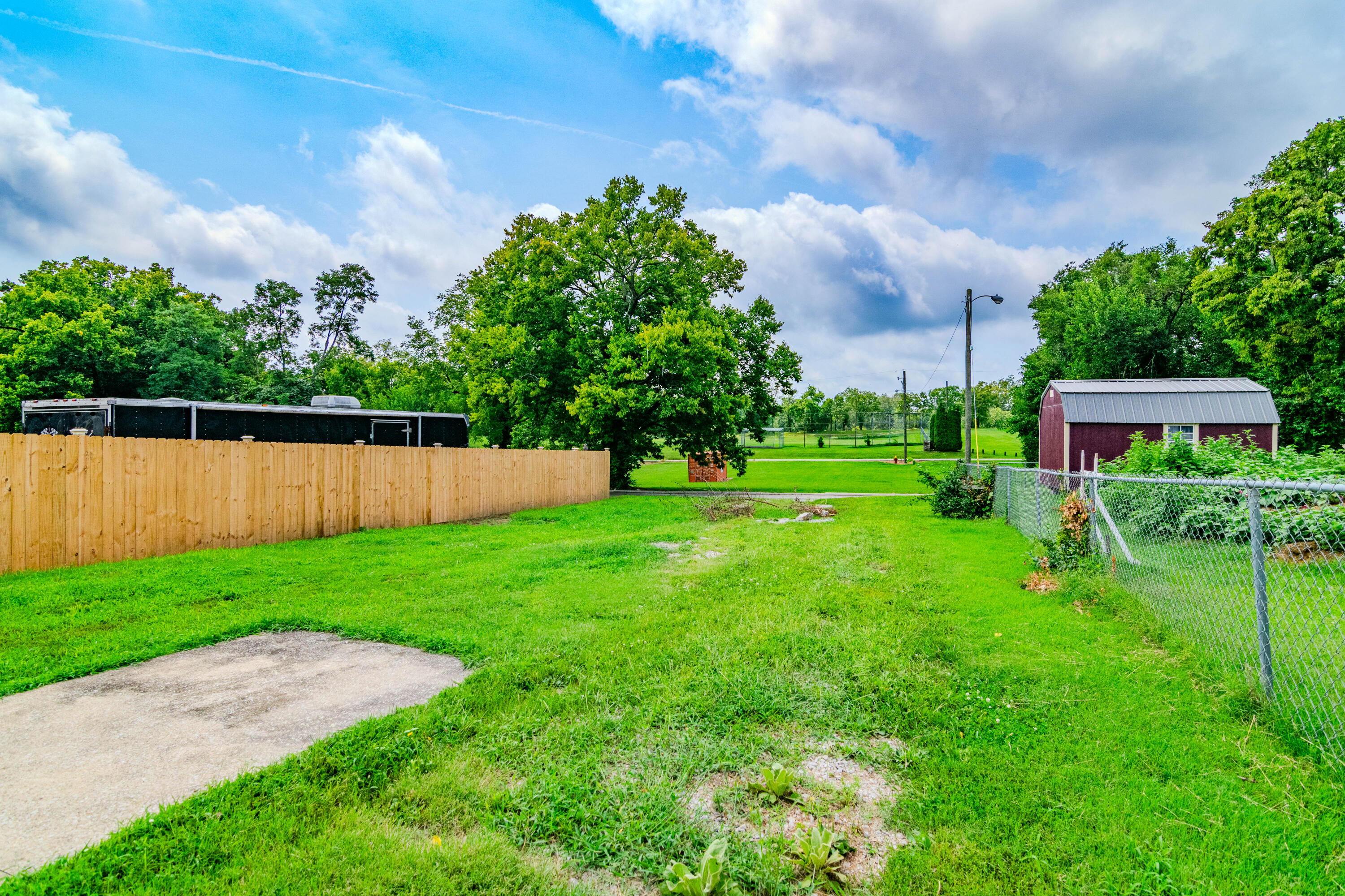 16 Denny Avenue Property Photo 32