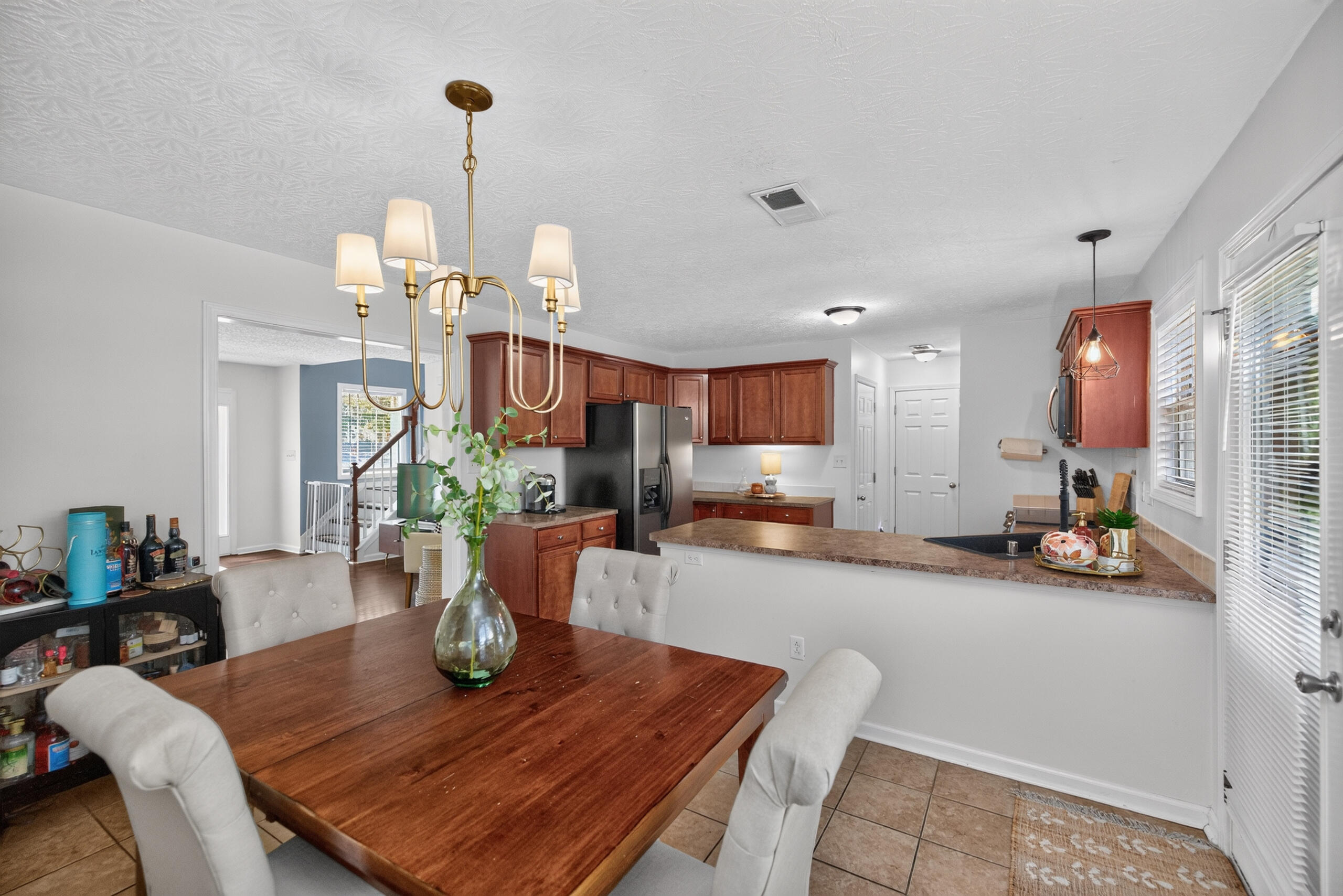 3057 River Run Trail Property Photo 4