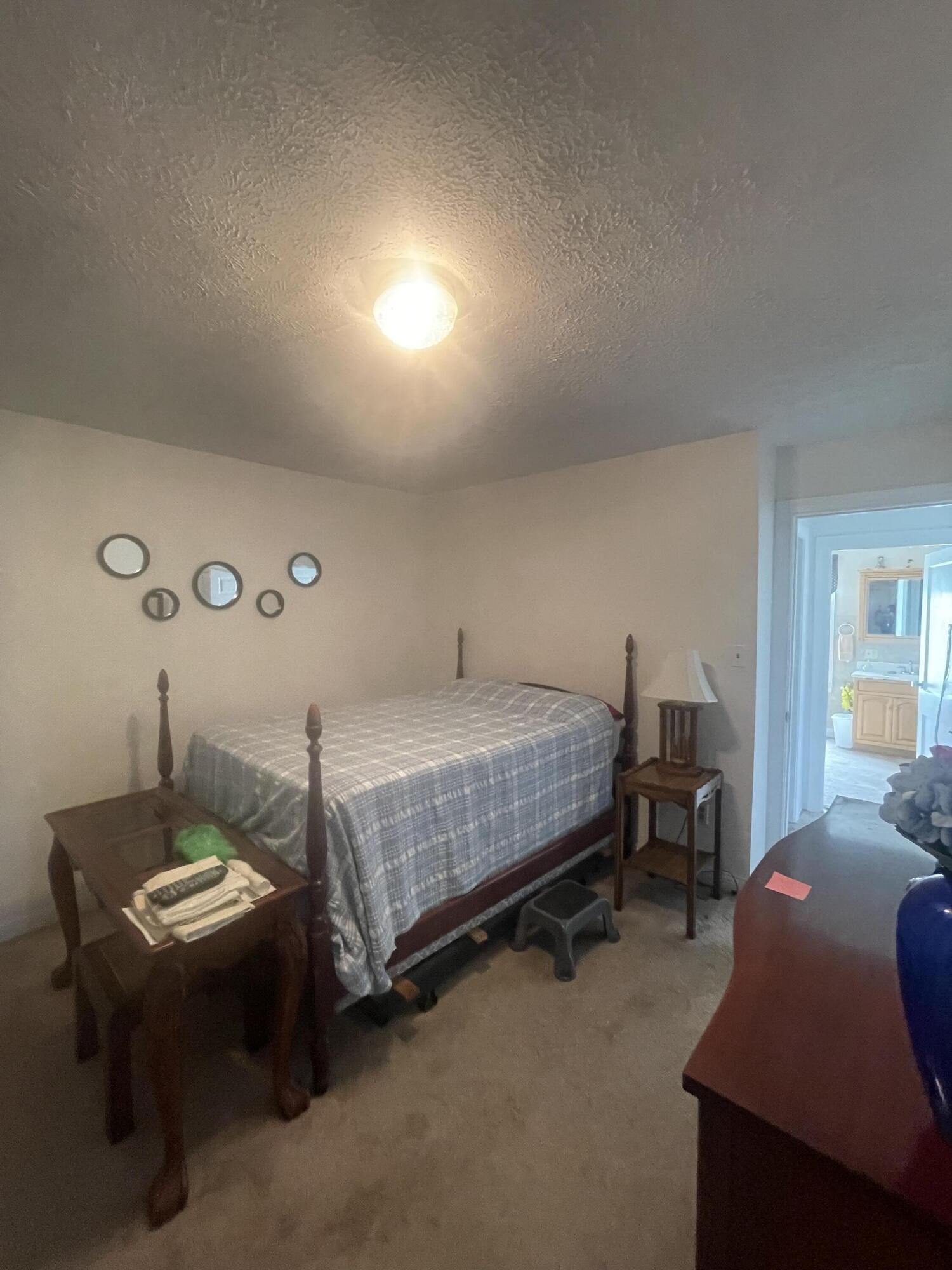 312 N Broadway Property Photo 9