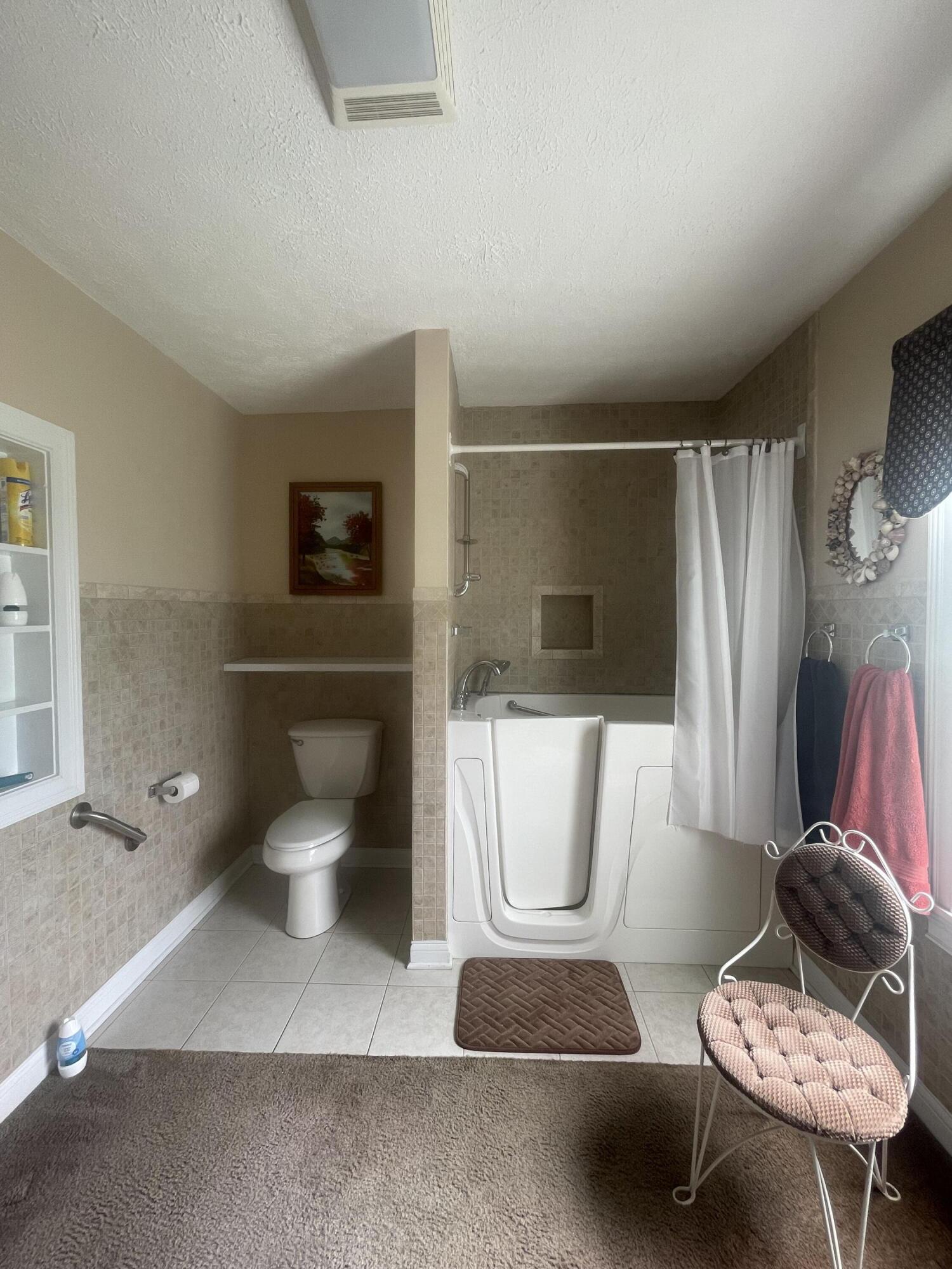 312 N Broadway Property Photo 11