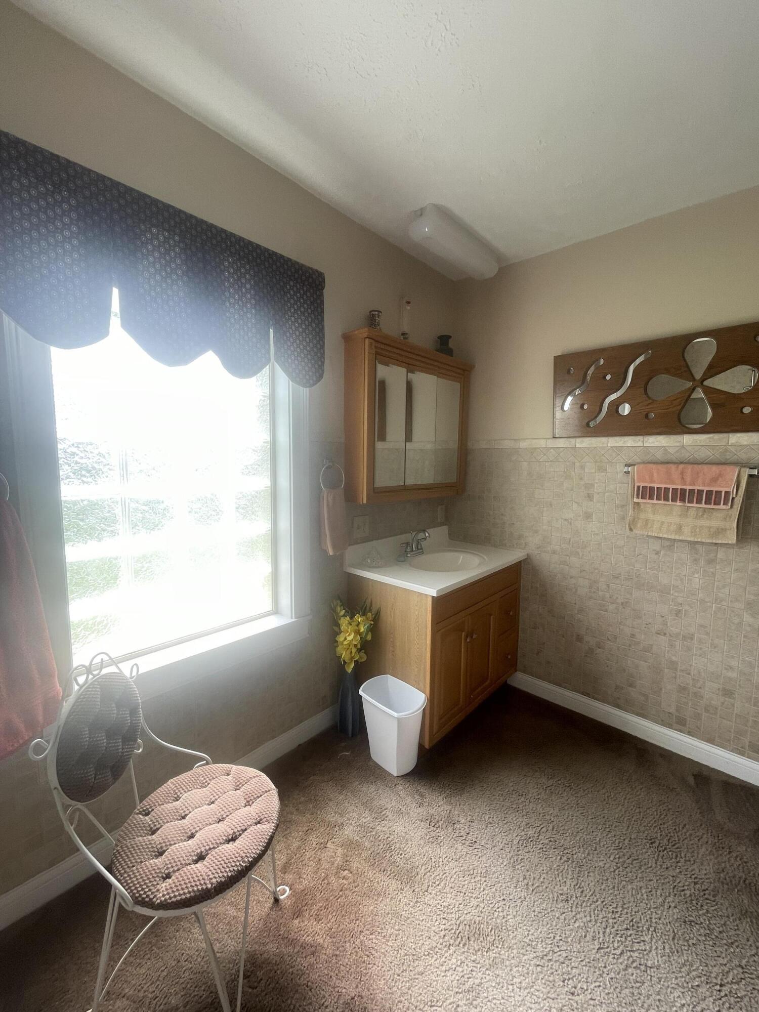 312 N Broadway Property Photo 12