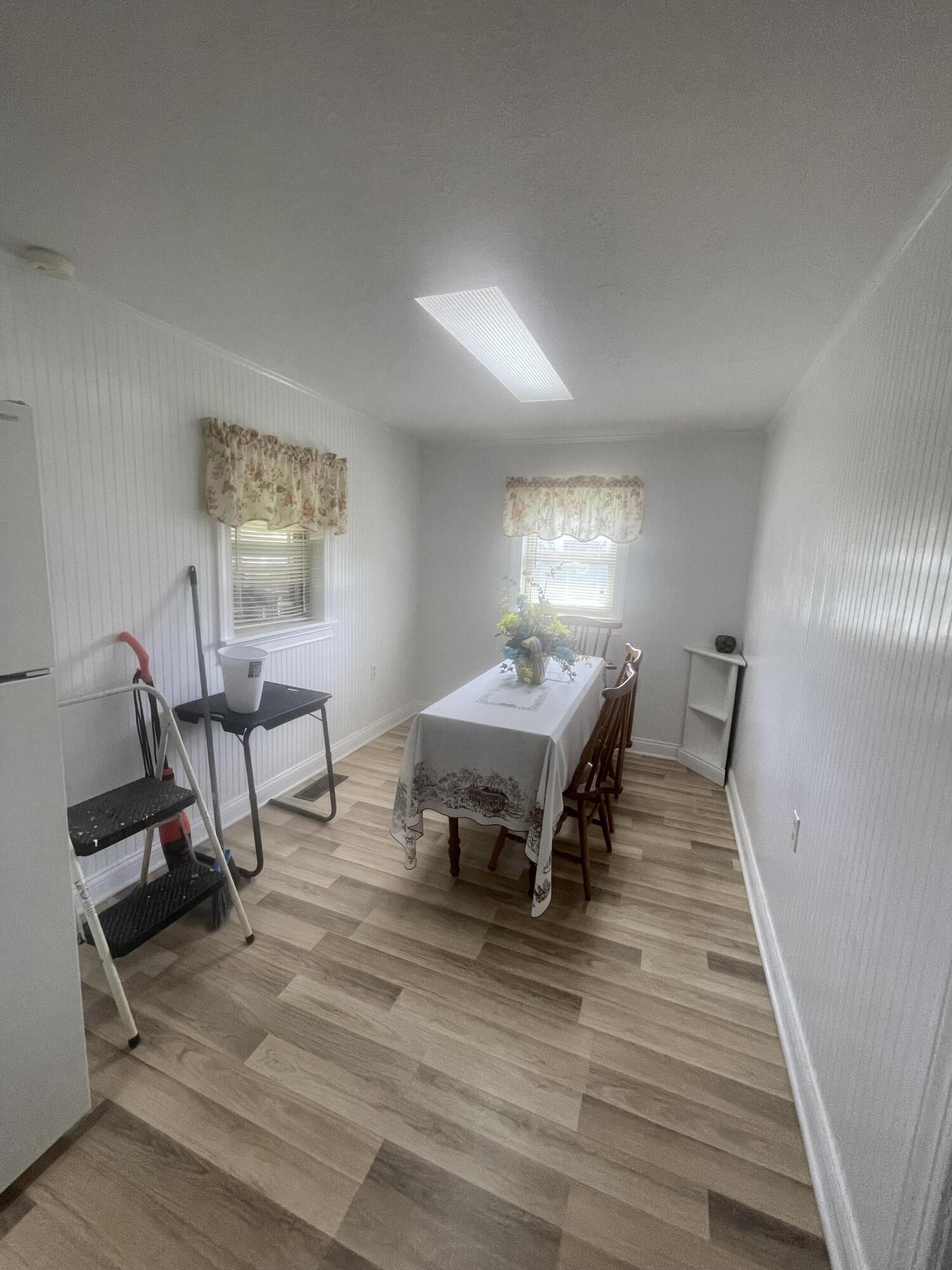 312 N Broadway Property Photo 16
