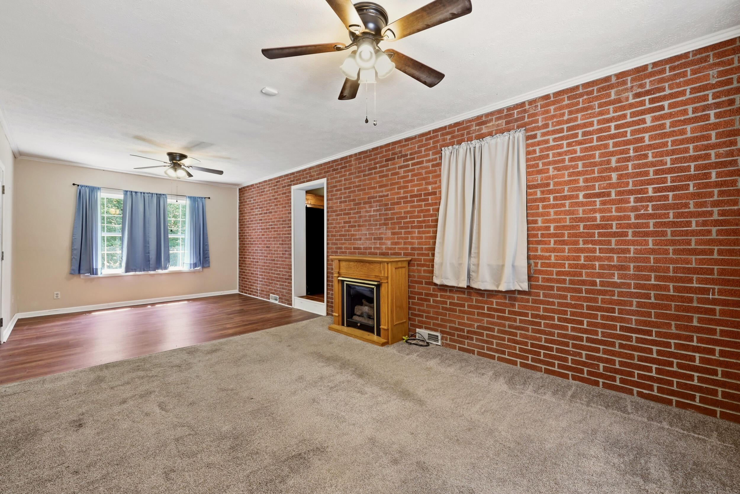 1587 Fairview Road Property Photo 9