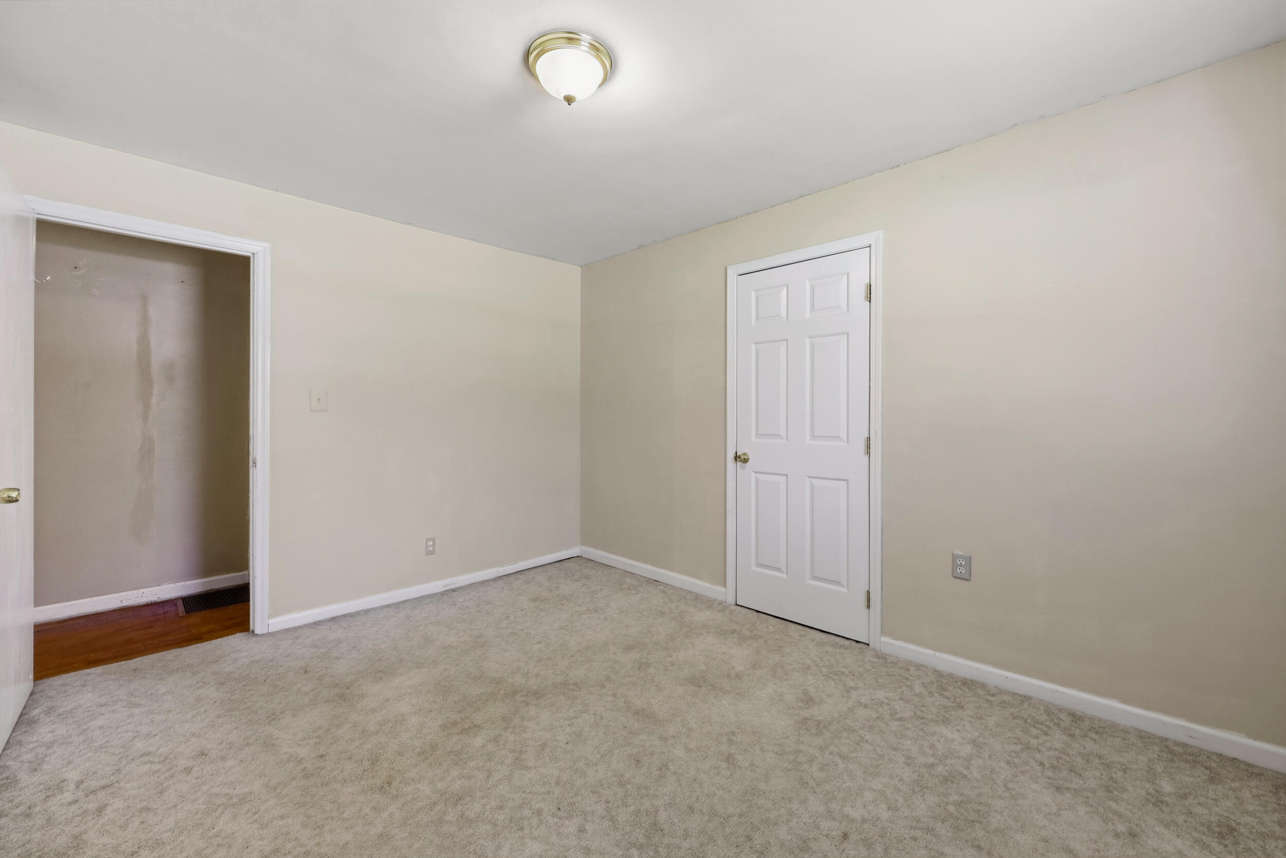 1587 Fairview Road Property Photo 15