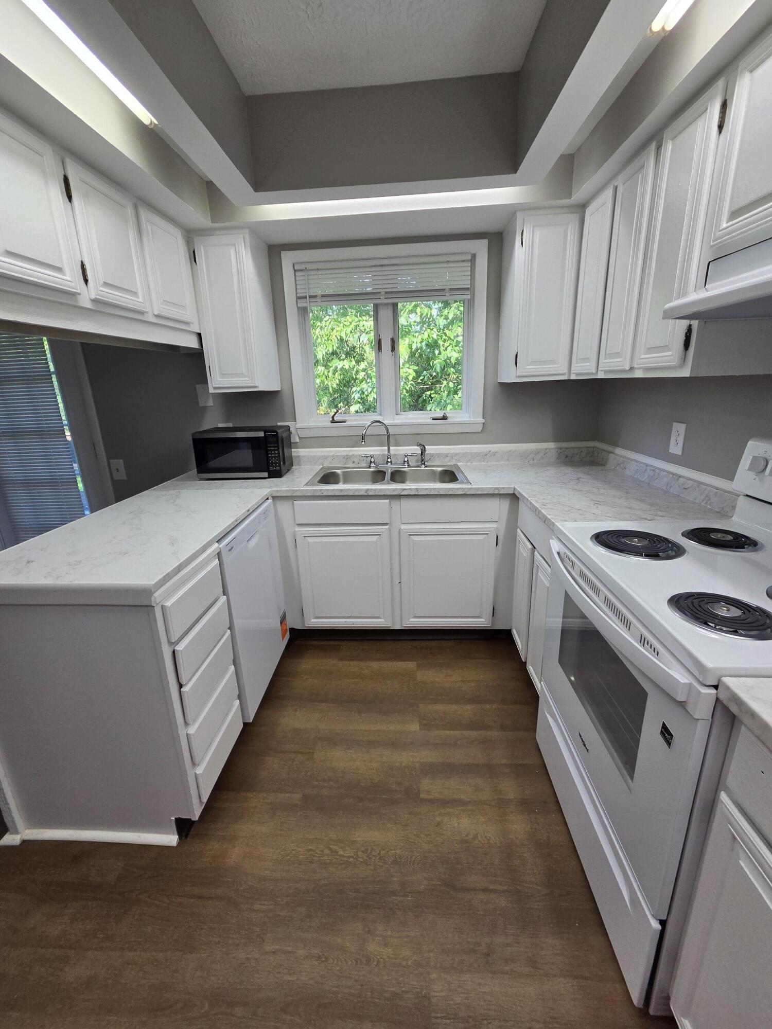 3406 Alpine Court Property Photo 5
