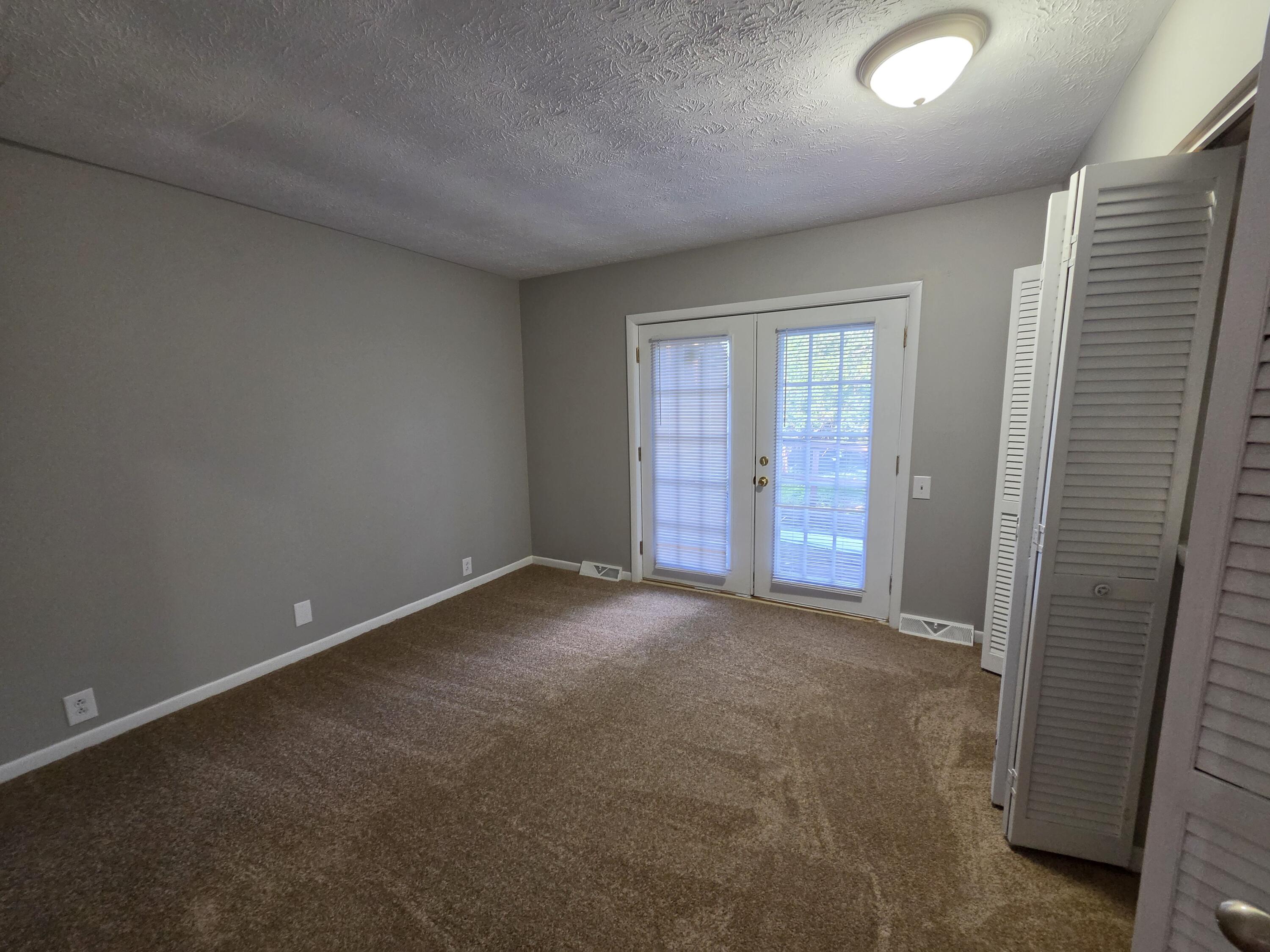 3406 Alpine Court Property Photo 6