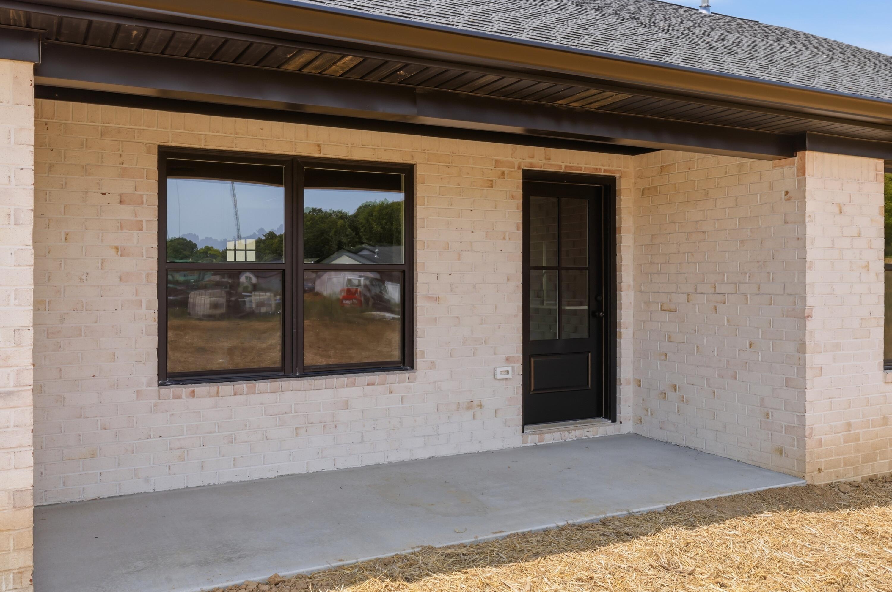 100 Clover Crescent Property Photo 6