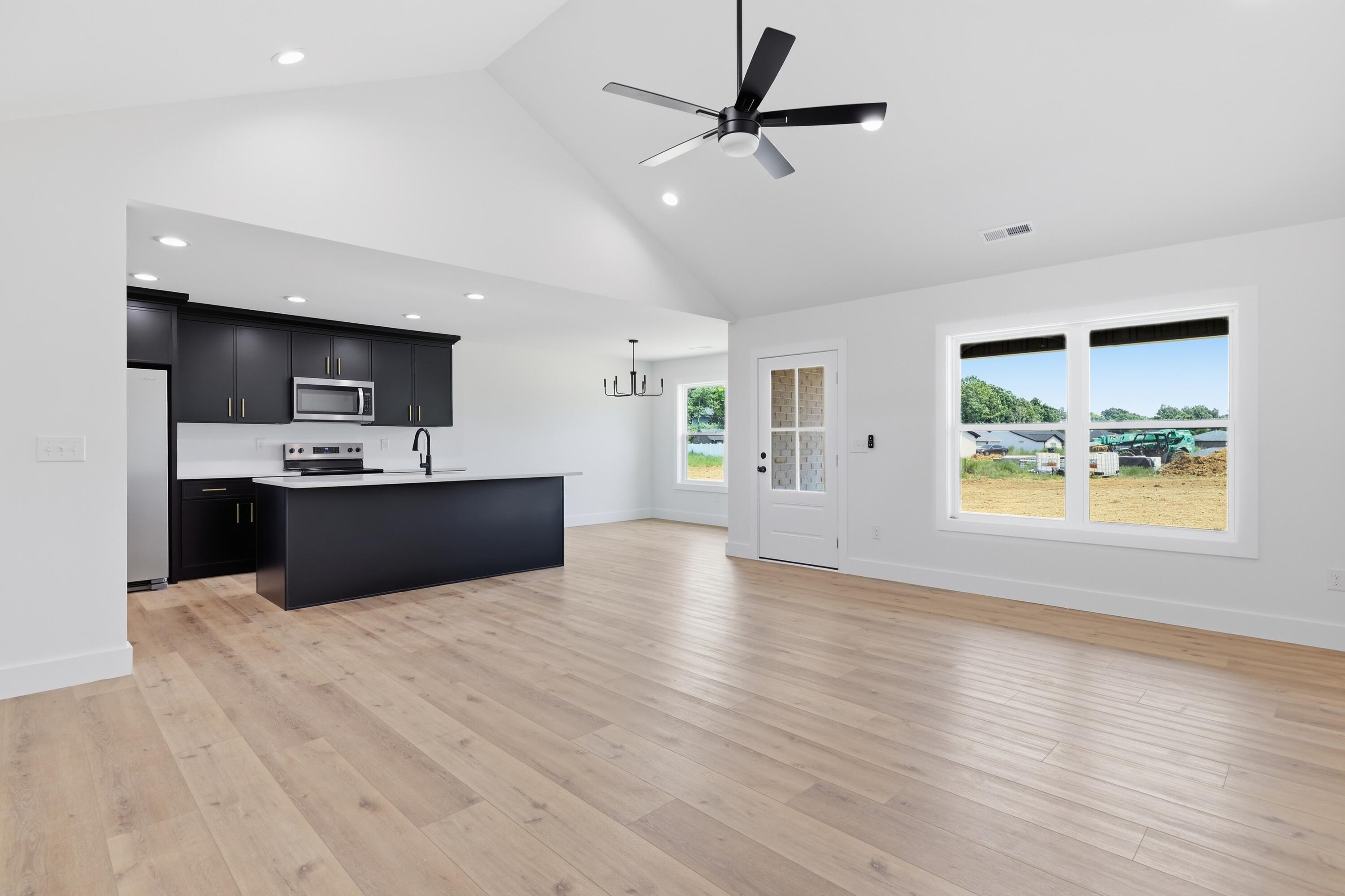 100 Clover Crescent Property Photo 9
