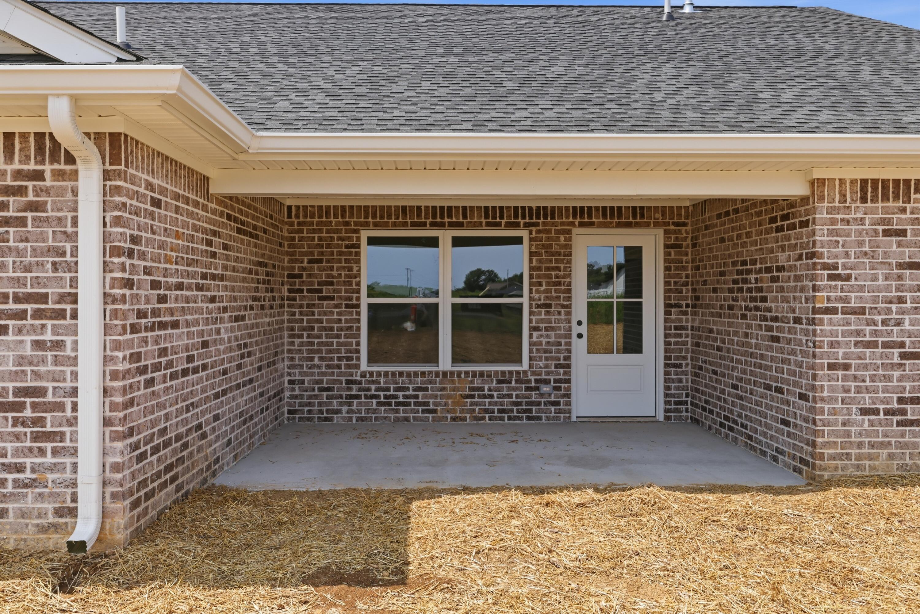 110 Clover Crescent Property Photo 6
