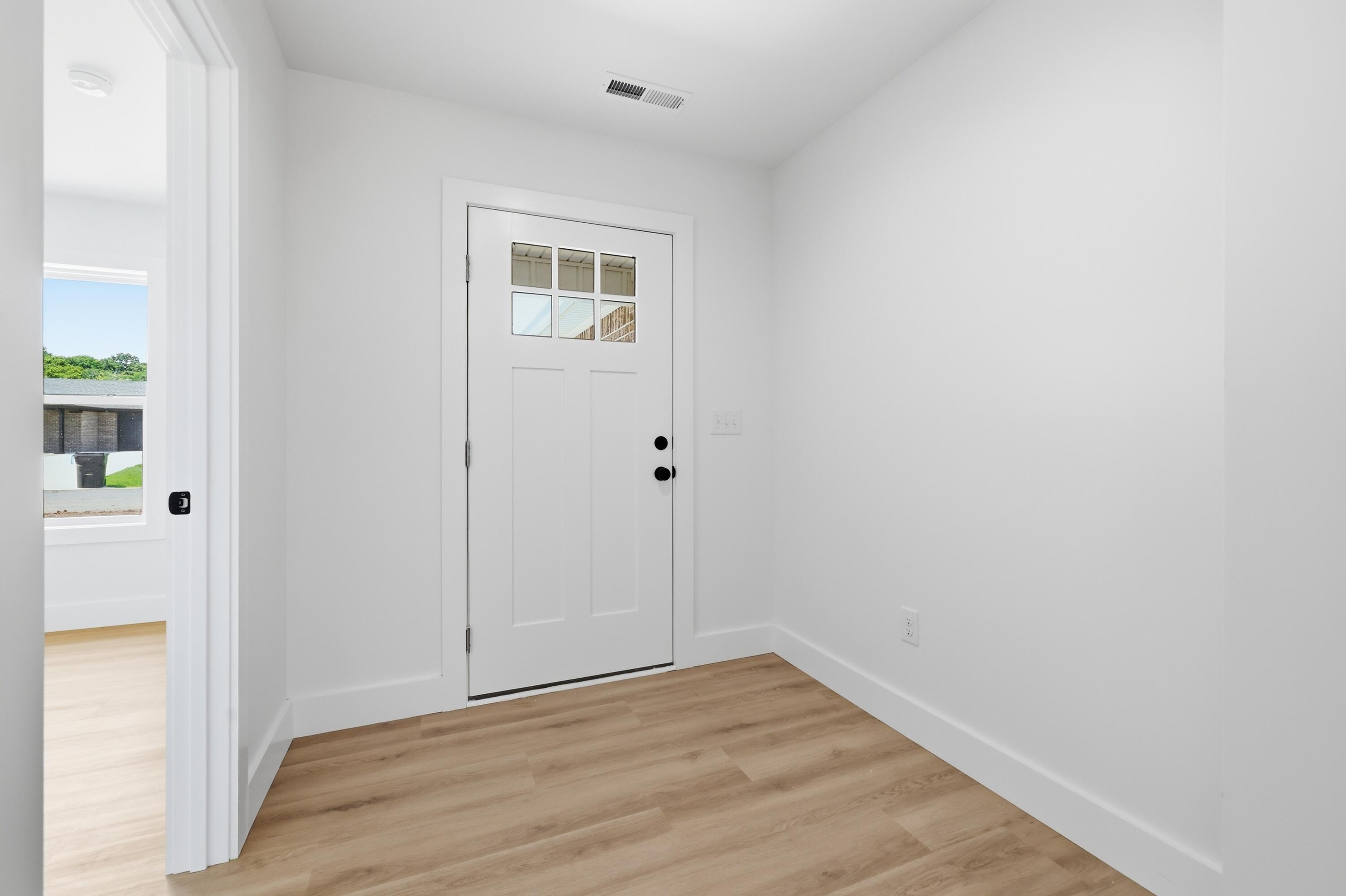 110 Clover Crescent Property Photo 7