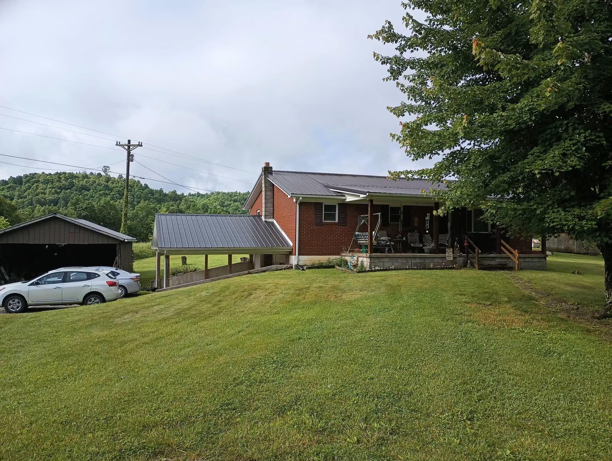 620 Henson Creek Road Property Photo 6