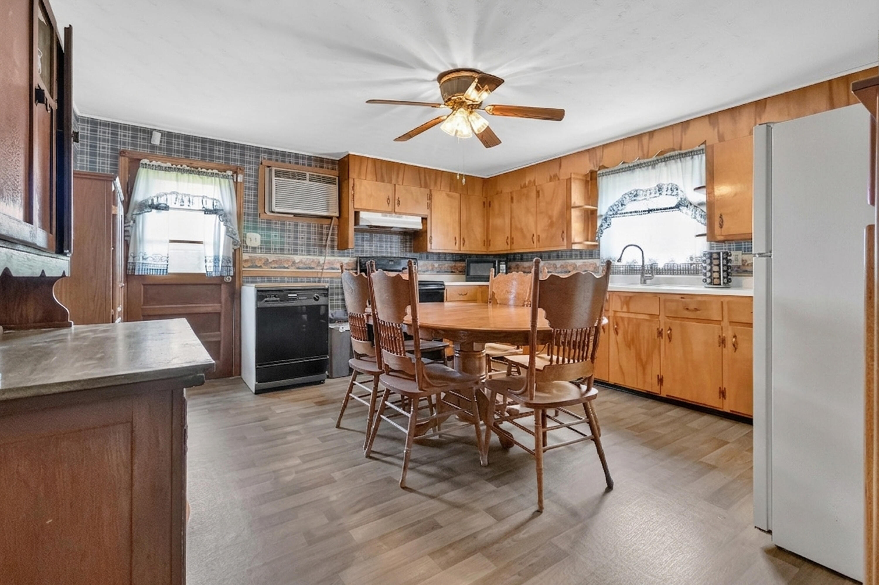 620 Henson Creek Road Property Photo 32