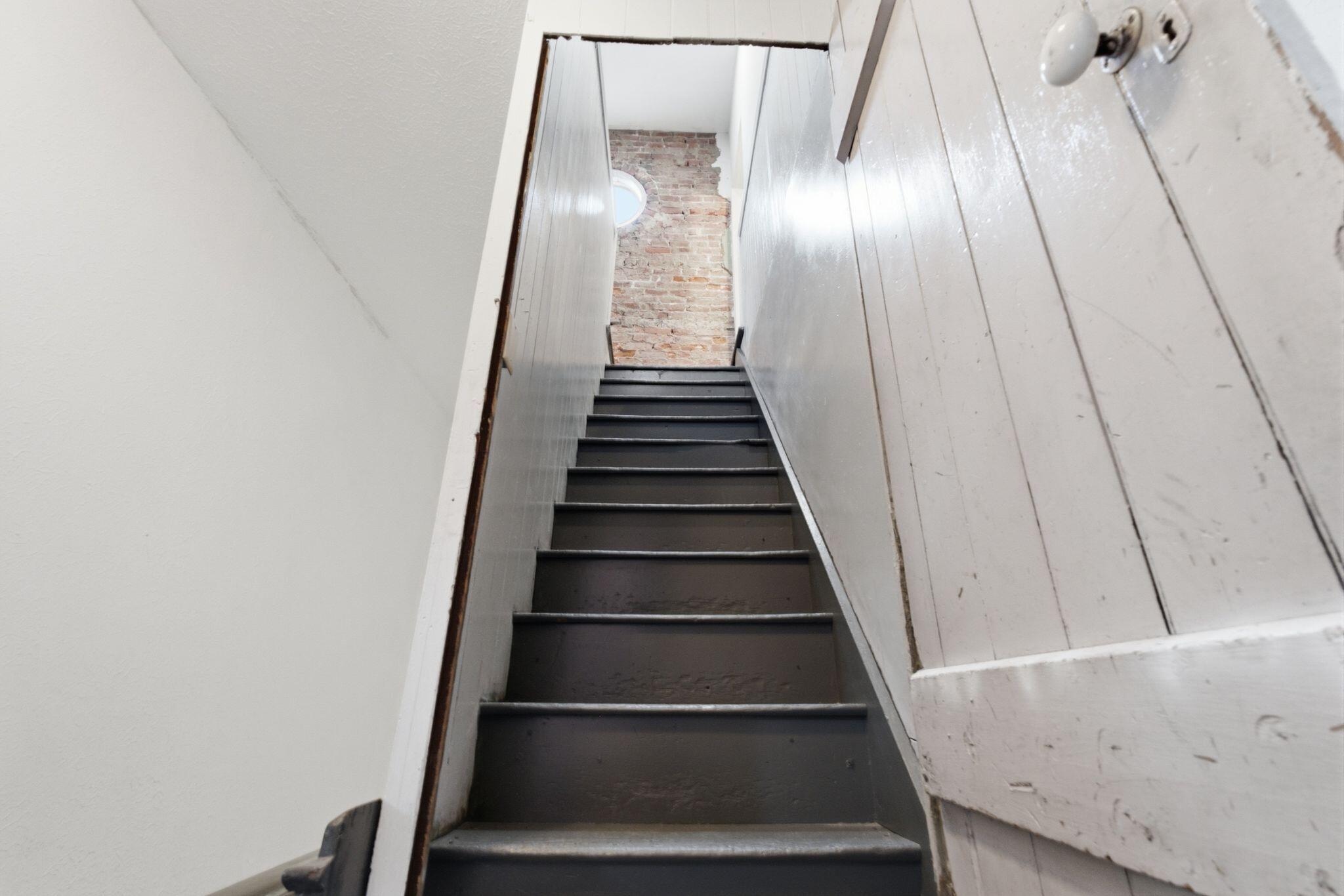 28 W 10th Street Property Photo 43