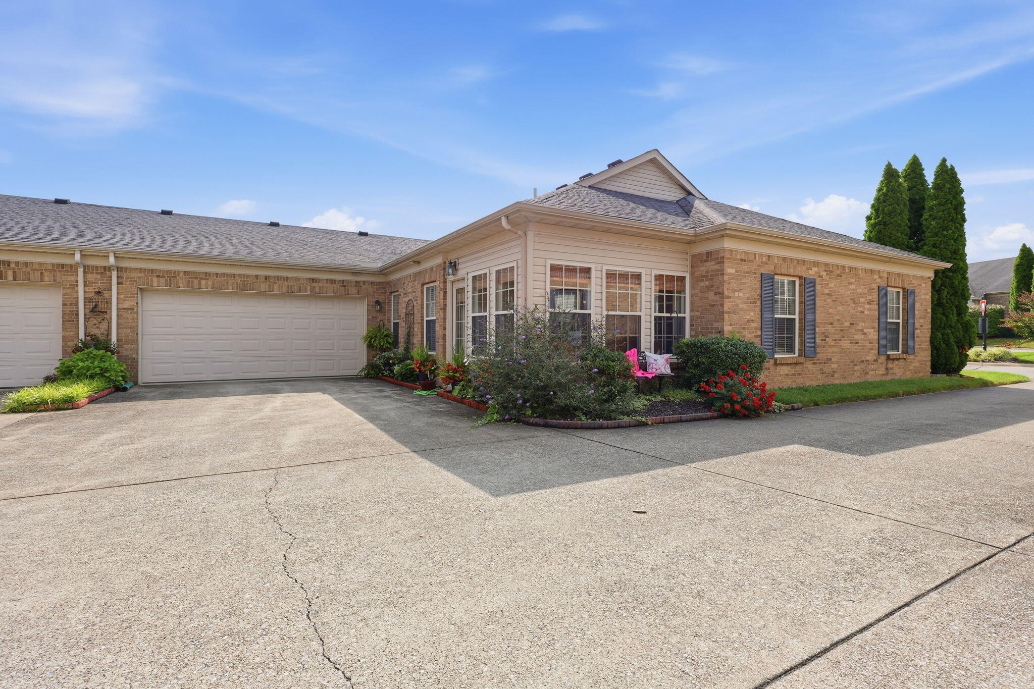 577 Goldon Trophy Trail Property Photo 5