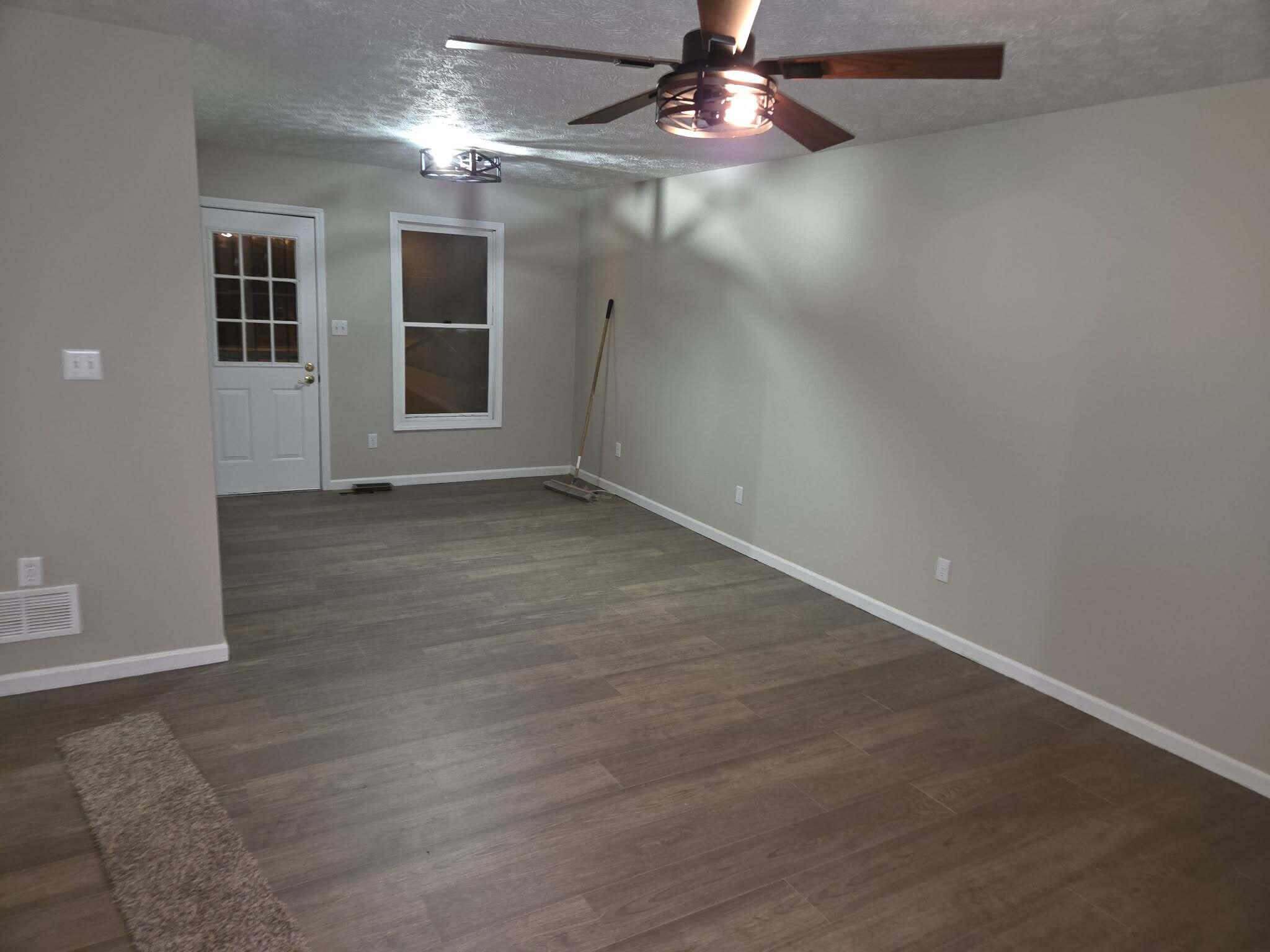 708 Broadway Street Property Photo 4