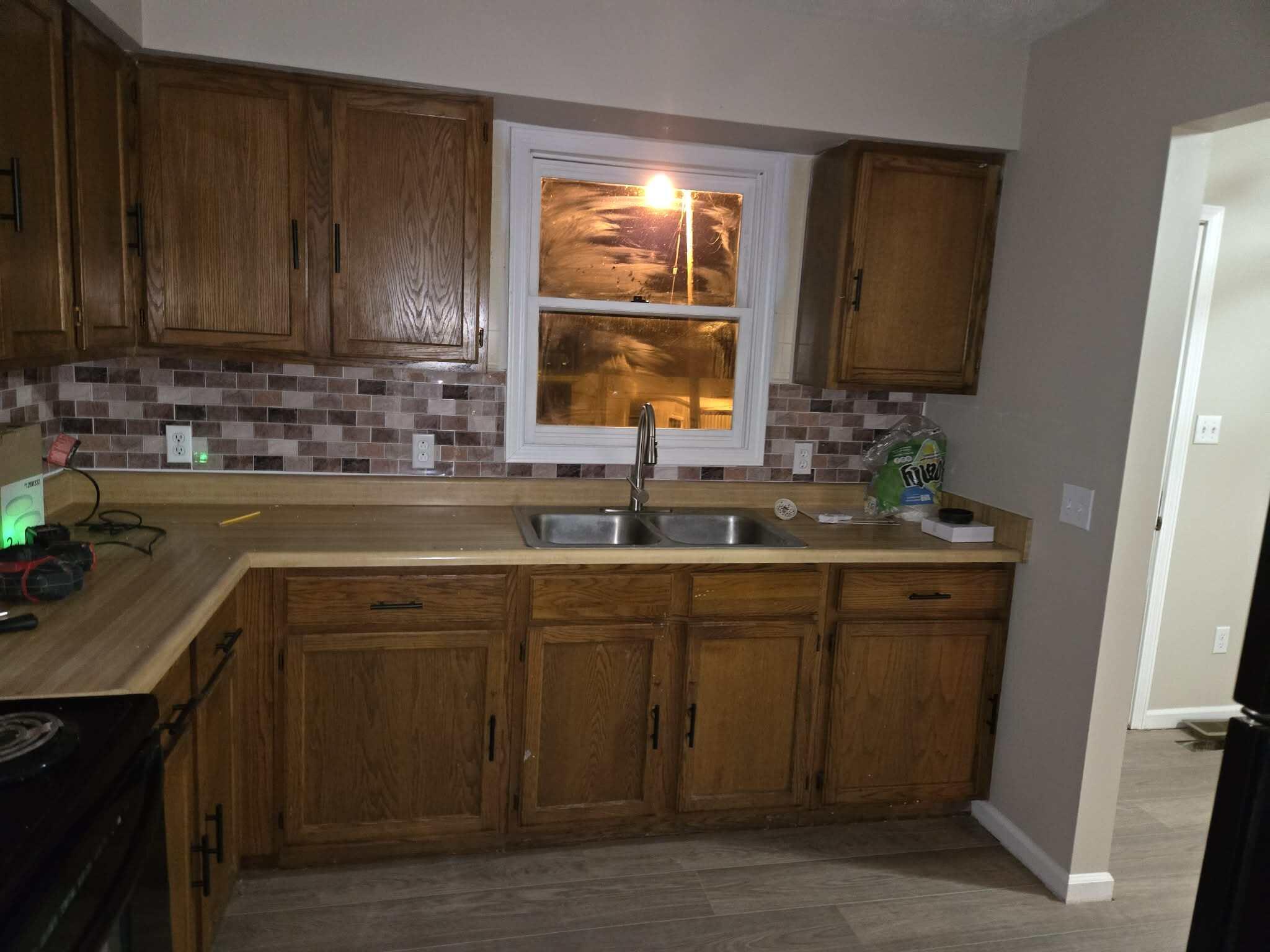 708 Broadway Street Property Photo 6