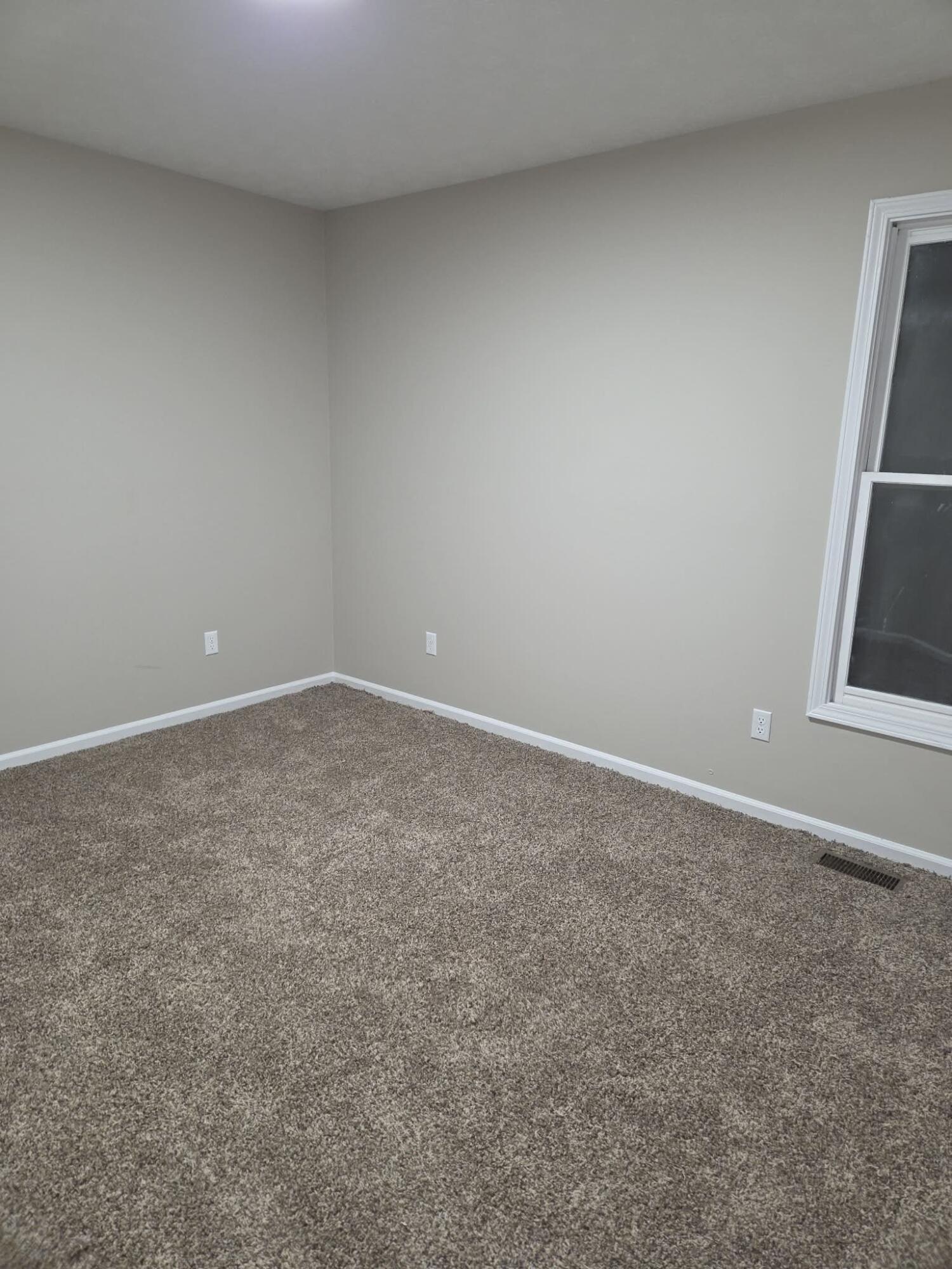 708 Broadway Street Property Photo 10