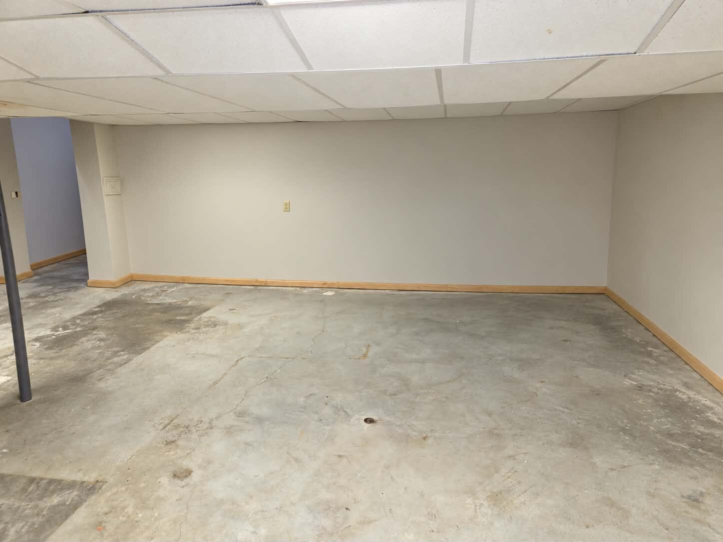 708 Broadway Street Property Photo 23