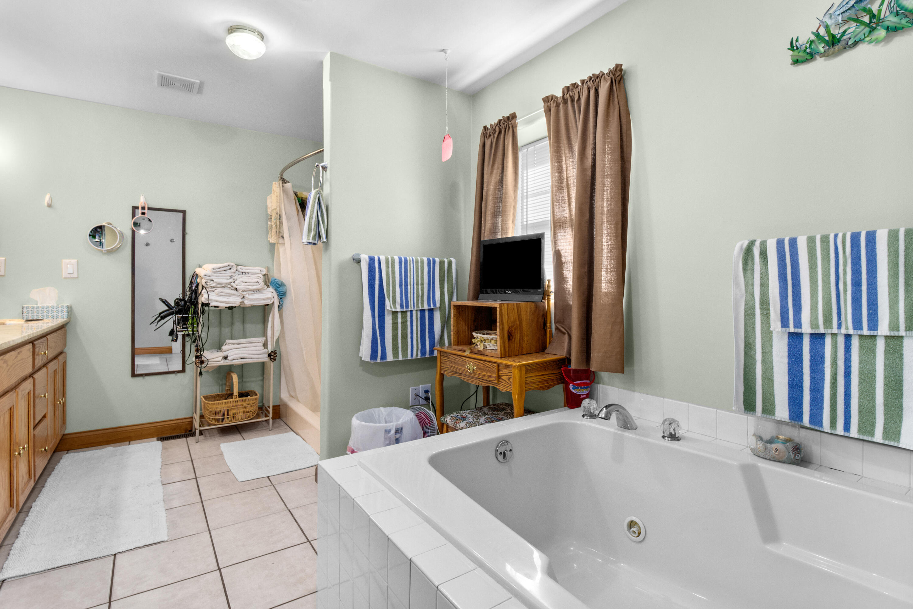 4300 White Oak Road Property Photo 22